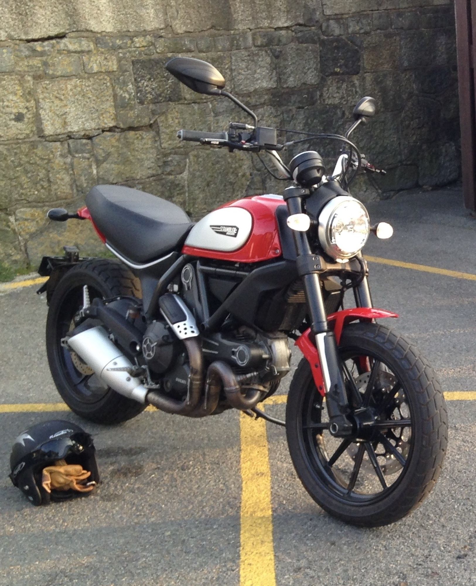 Ducati Scrambler Icon