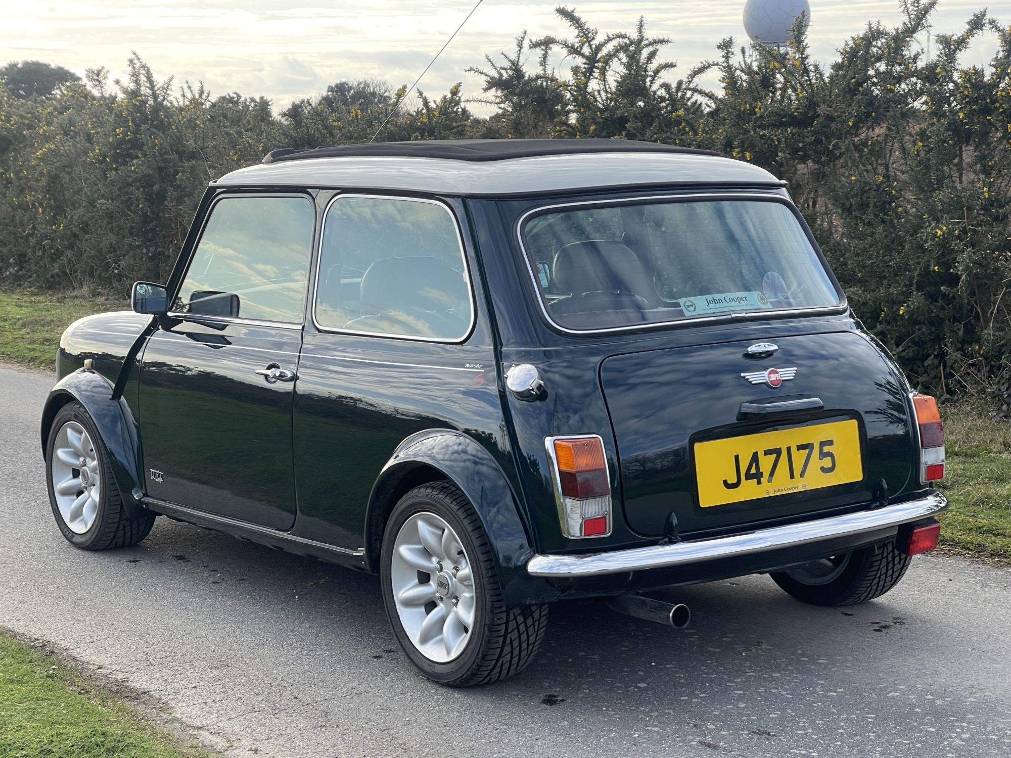 2000 Mini Cooper Limited Edition 40 S Works - Cars - Tig.gg