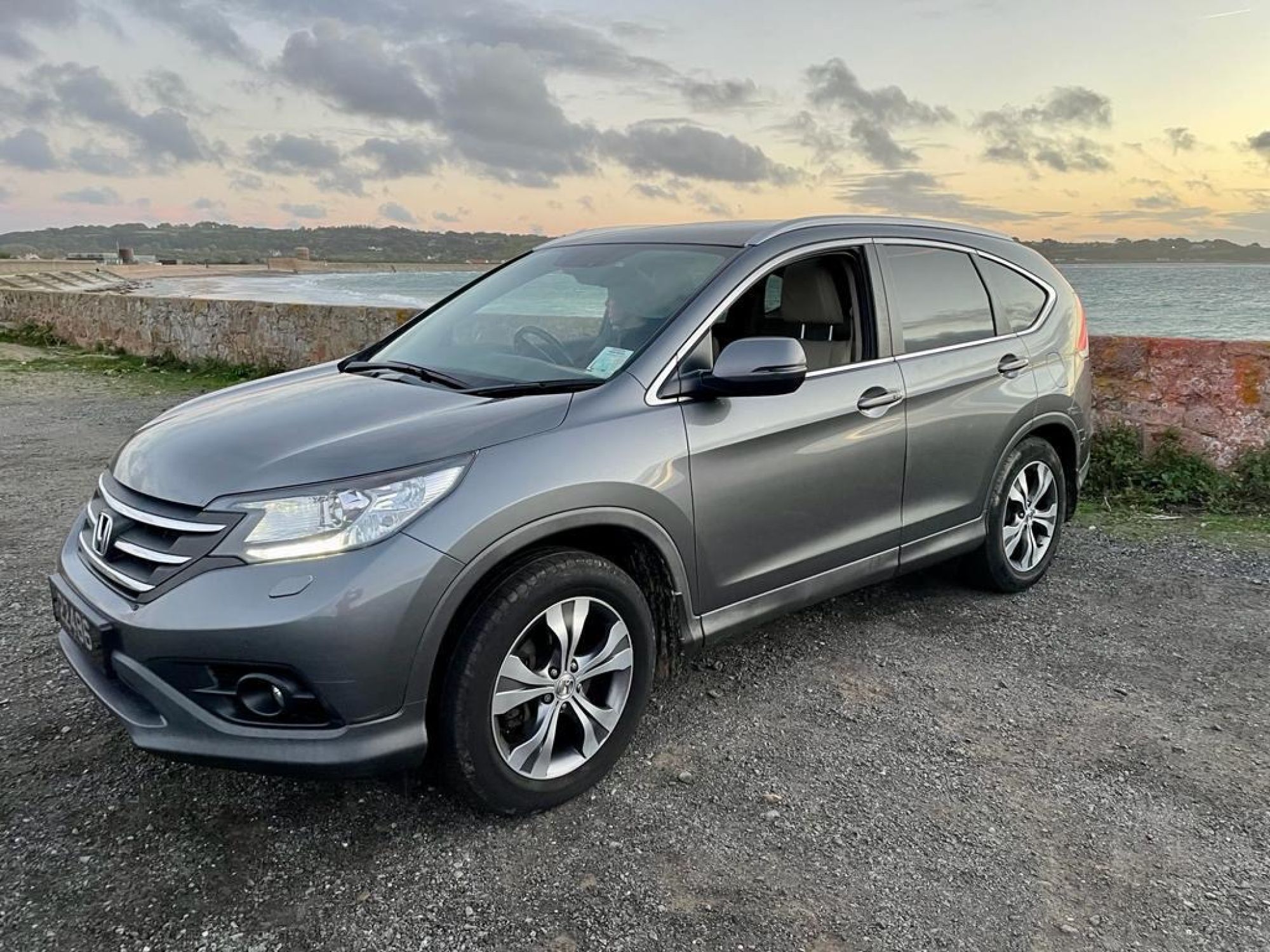 Honda CR-V Auto 2015 Full Options