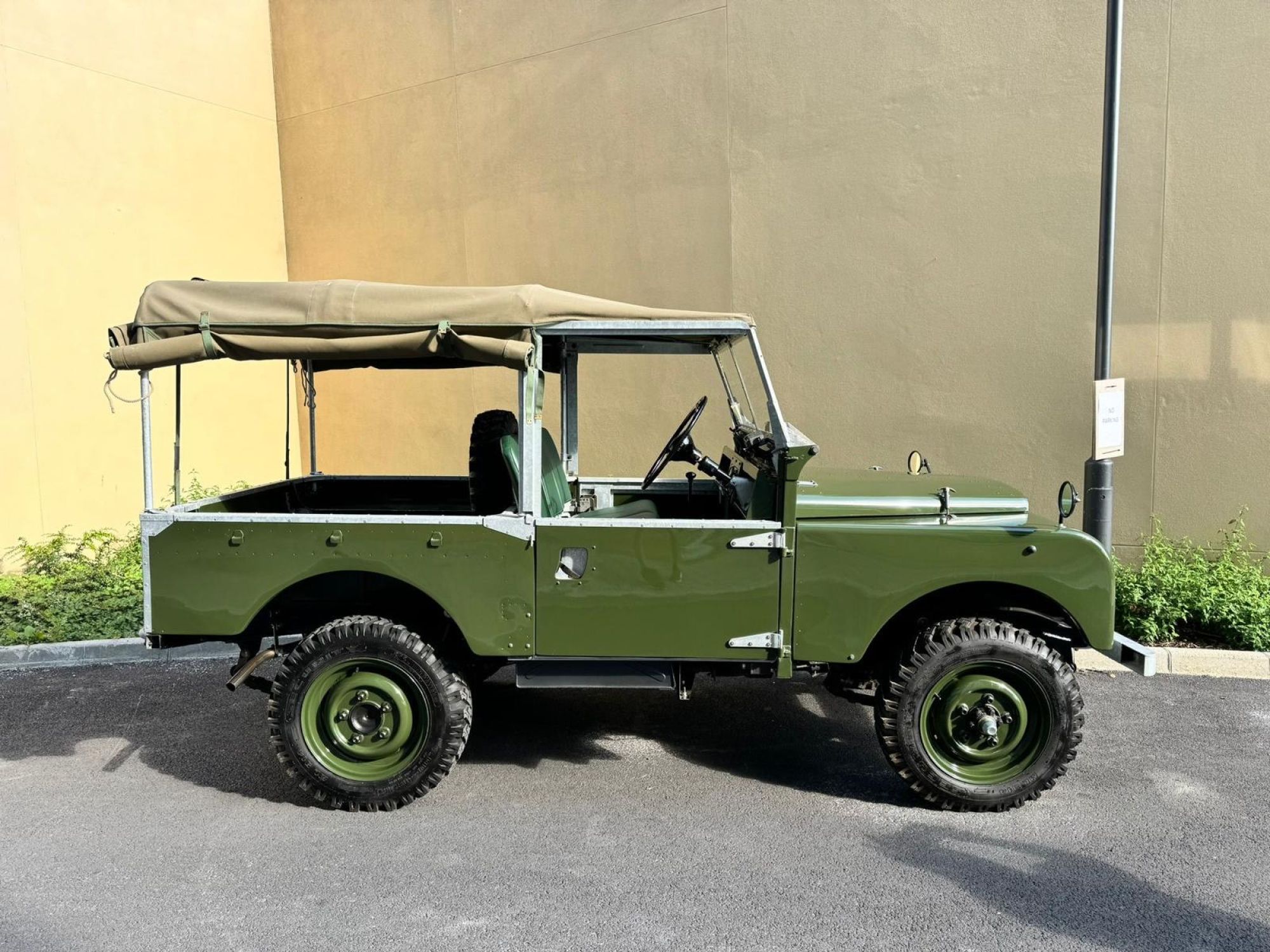 Land Rover Series 1
