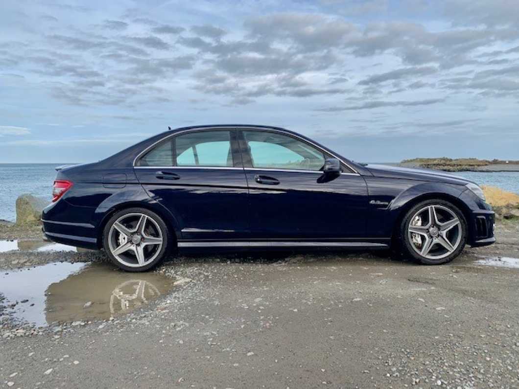 Mercedes C-63 AMG - 451 BHP!