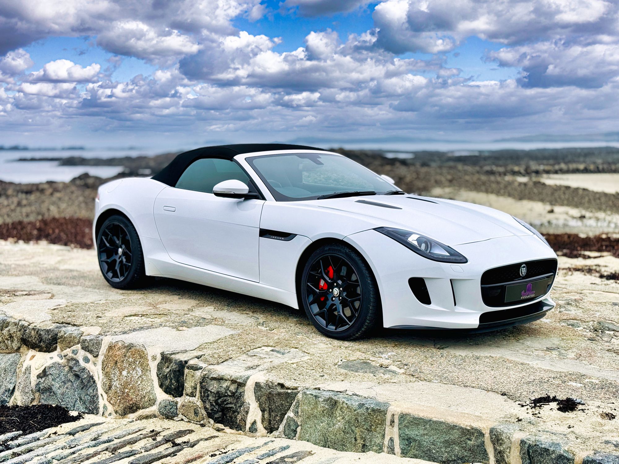 Jaguar F-Type - as new condition!