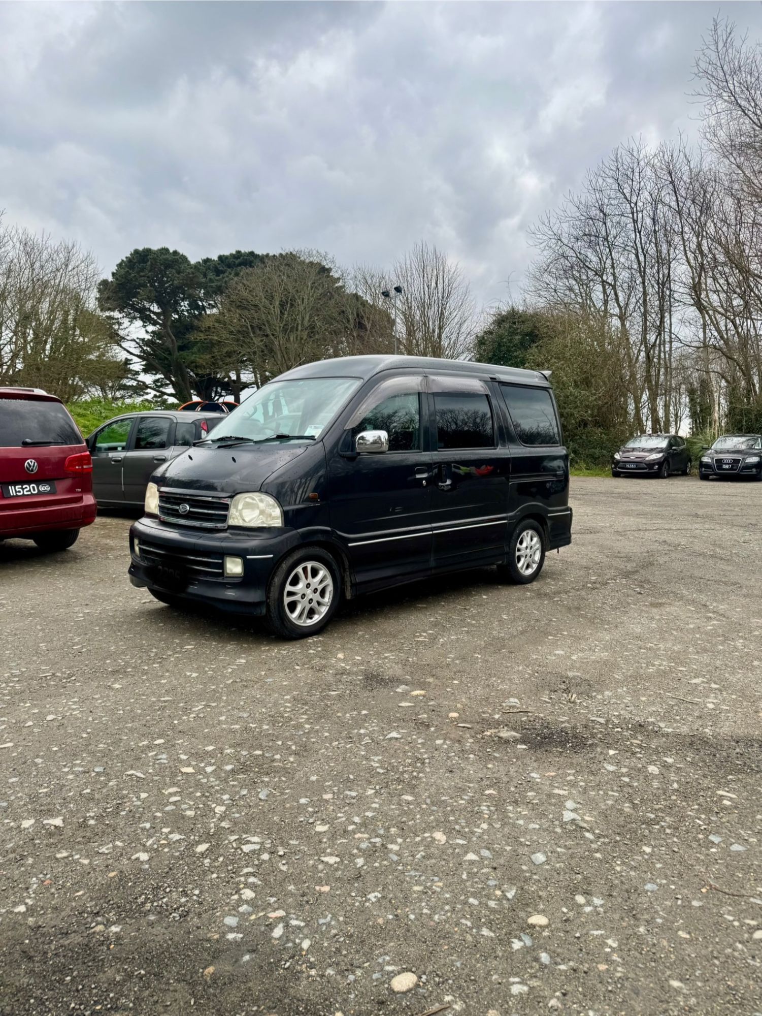Daihatsu Atrai 7