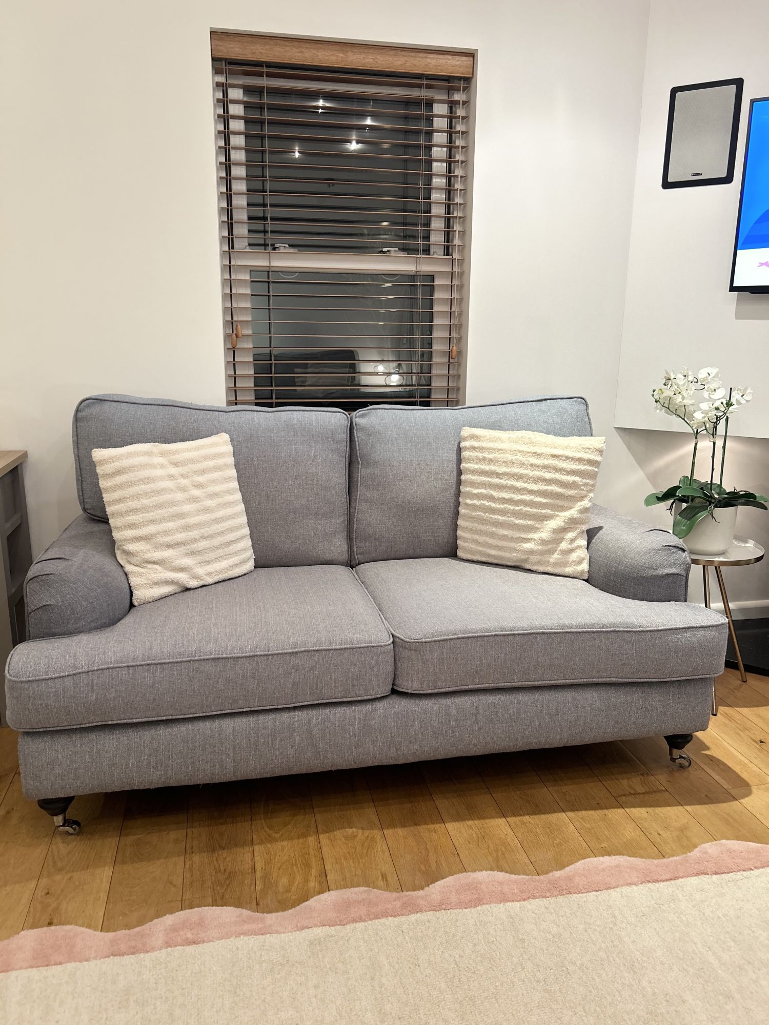 2x Sofas