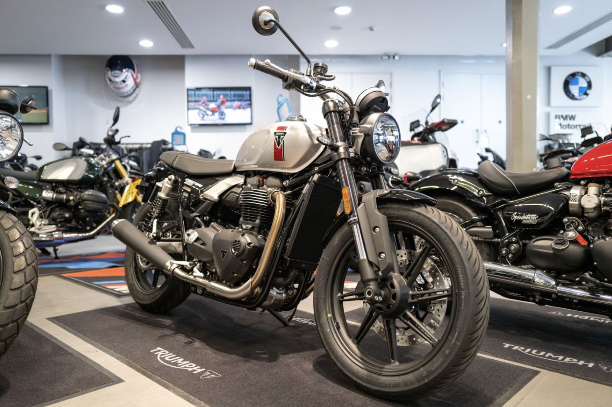 NEW Triumph, Speed Twin 900