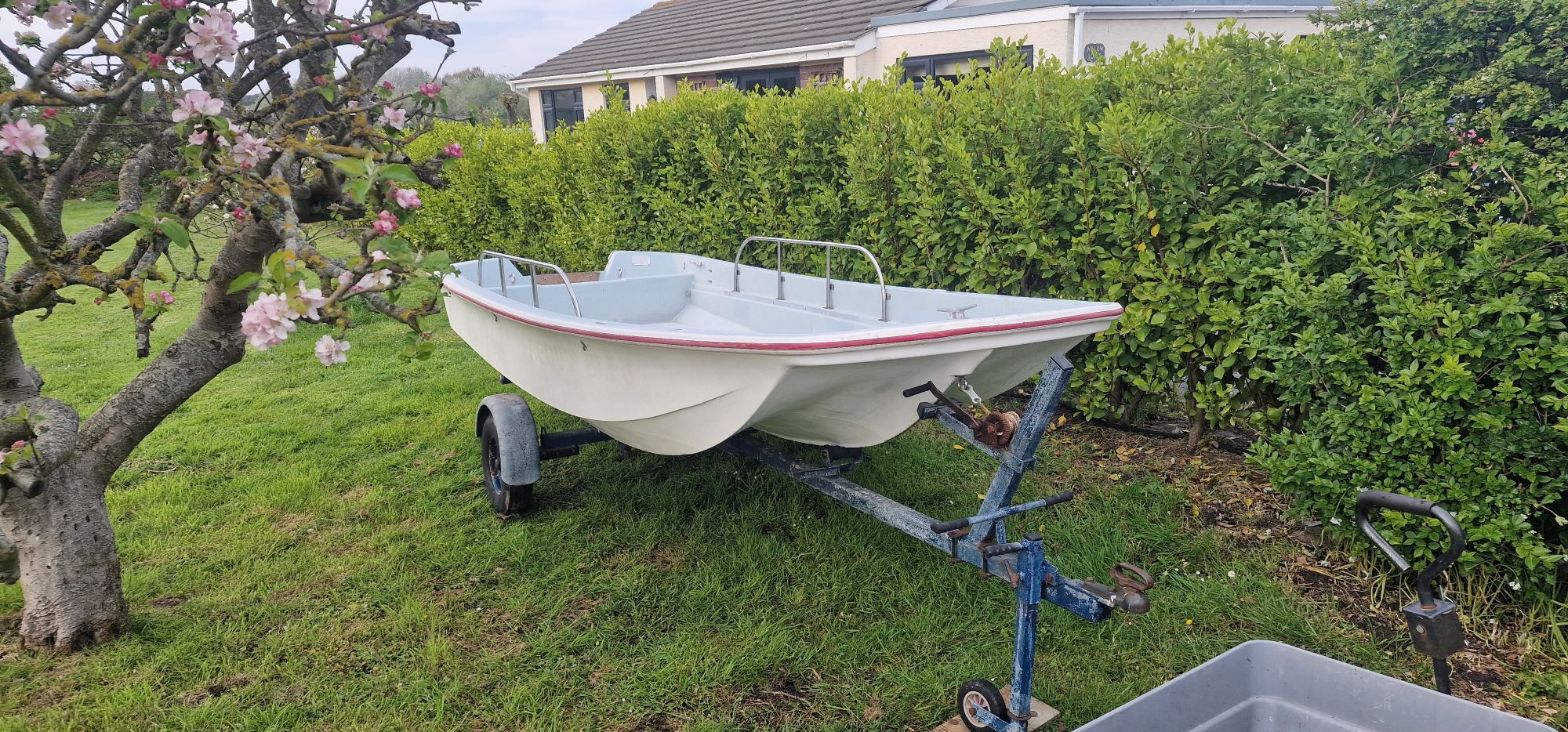 13 ft Dory