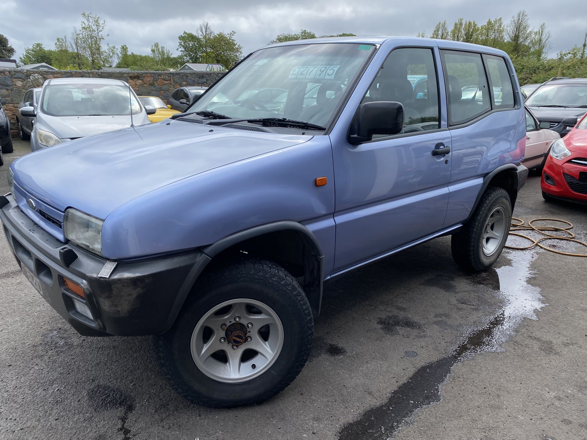 Ford Maverick GLX 4x4 with tow bar