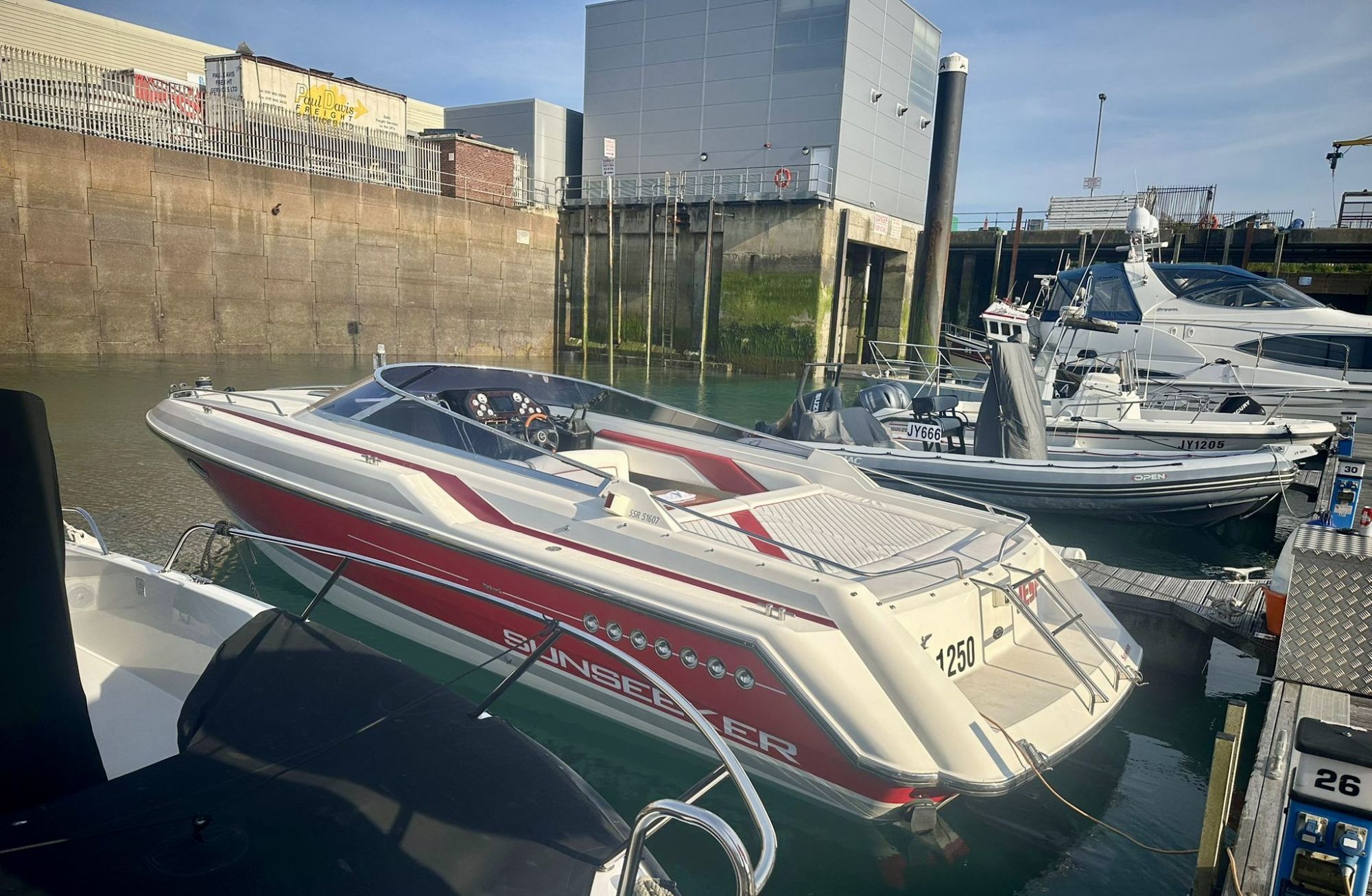 Sunseeker Mohawk 29