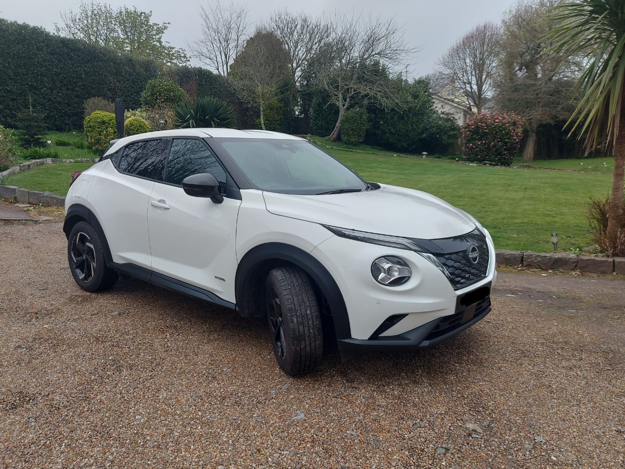 Nissan Juke 1.6 Hybrid N-Connecta Auto
