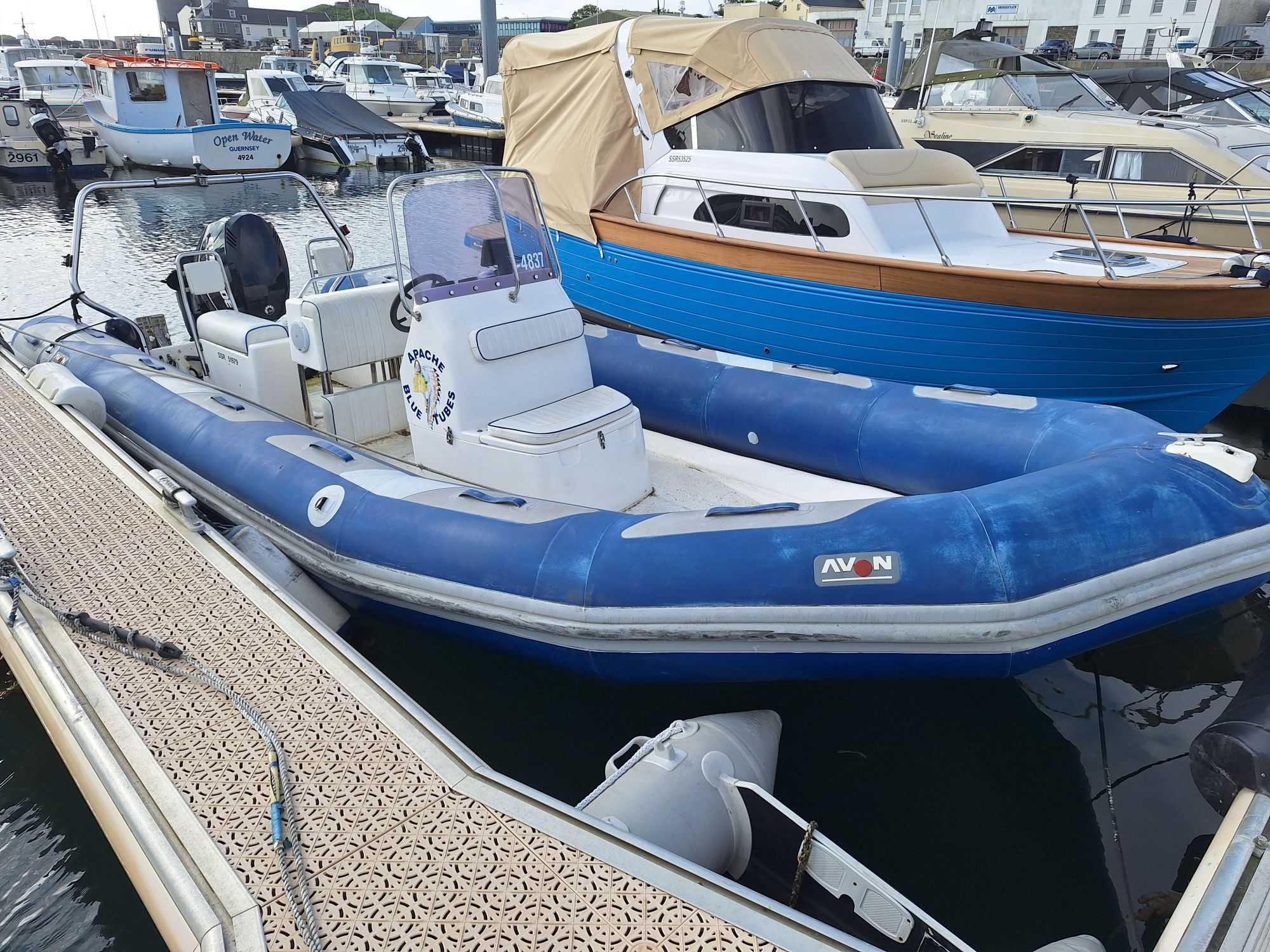 Avon 7.2mt Rib