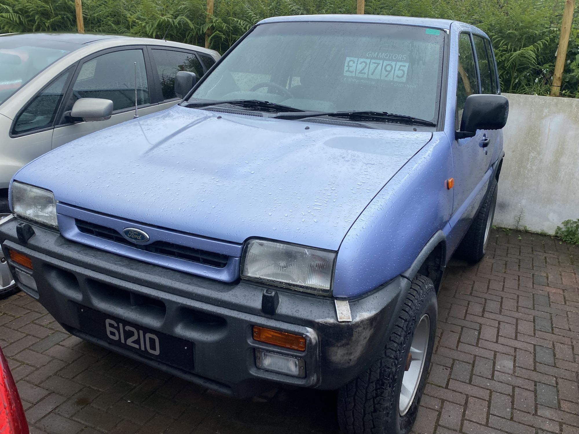 Ford Maverick GLX 4x4 with tow bar