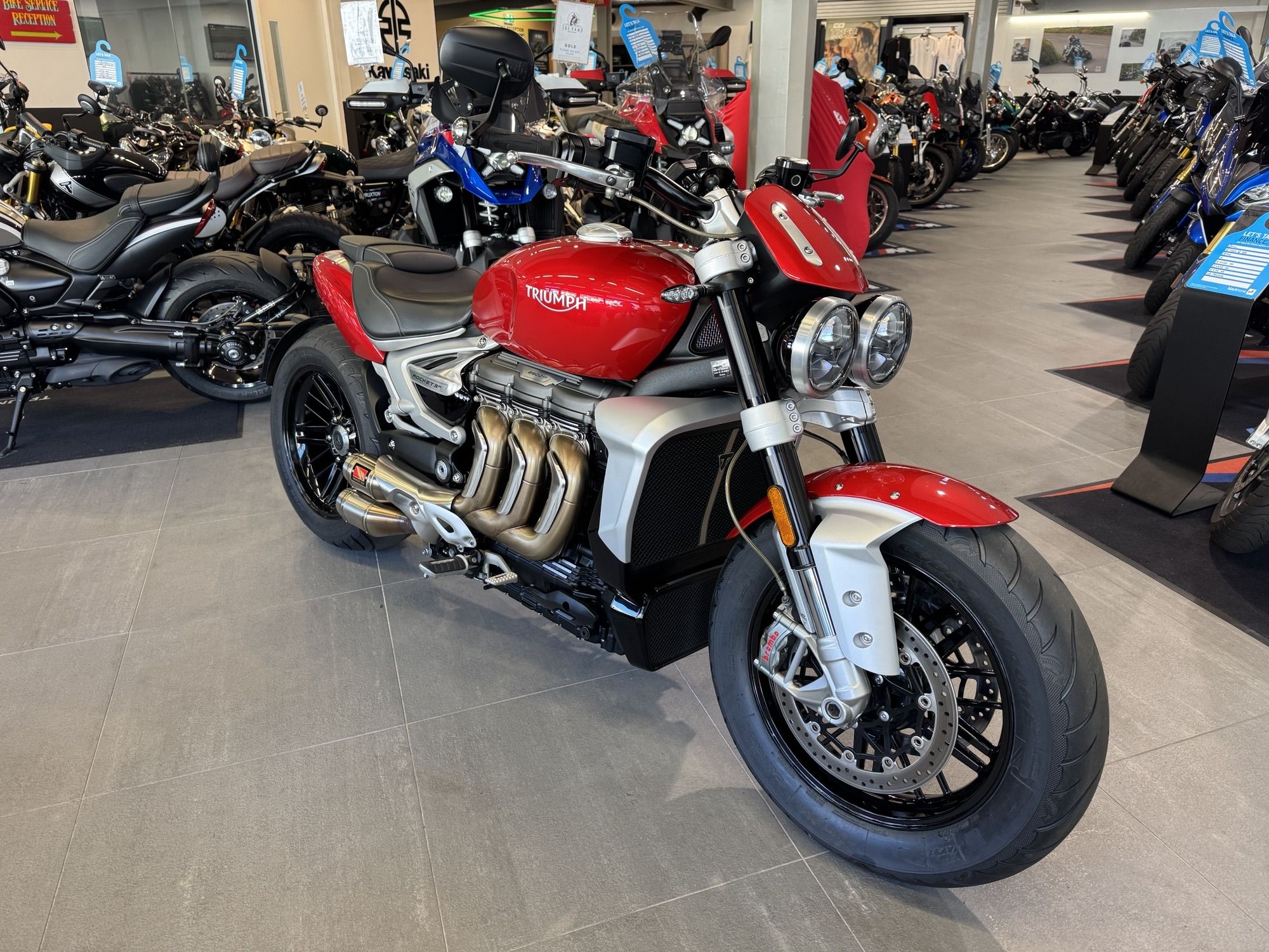 TRIUMPH ROCKET 3 R