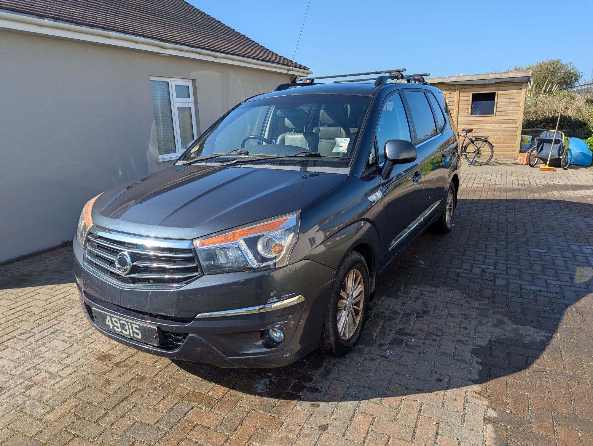 2015 Ssangyong turismo ex 2.2 auto