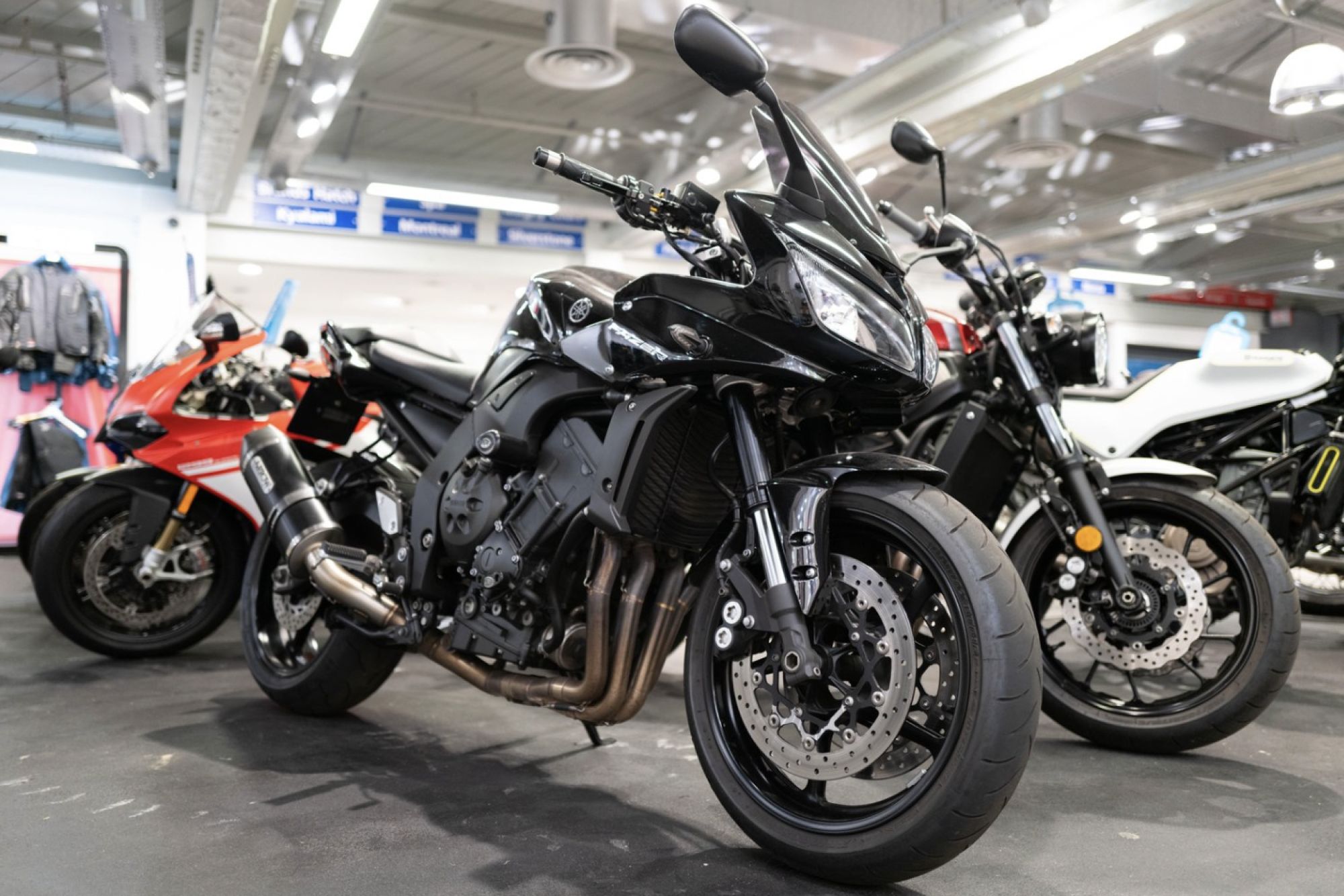 Yamaha,  FZI Fazer 1000