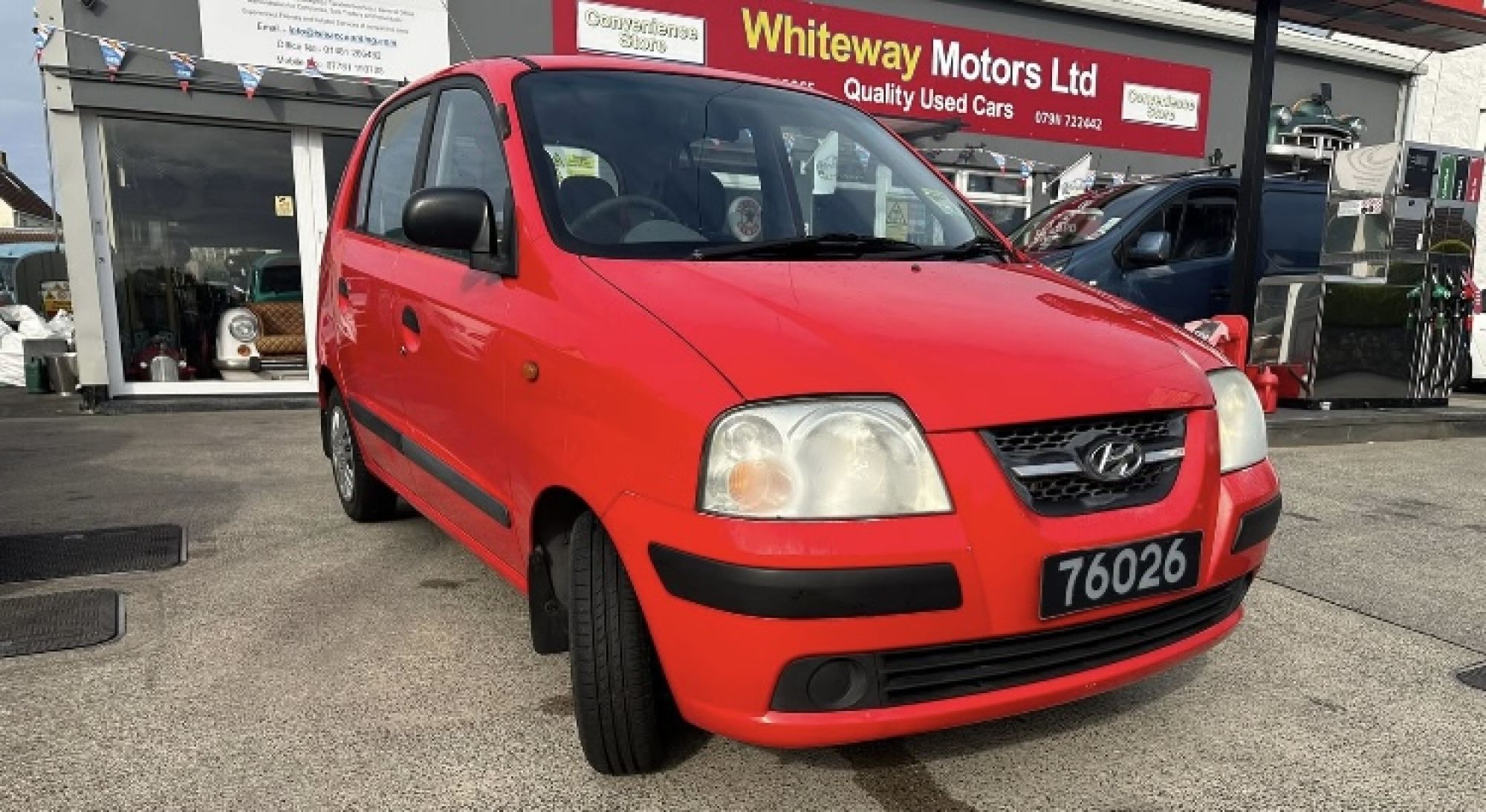 Hyundai Amica