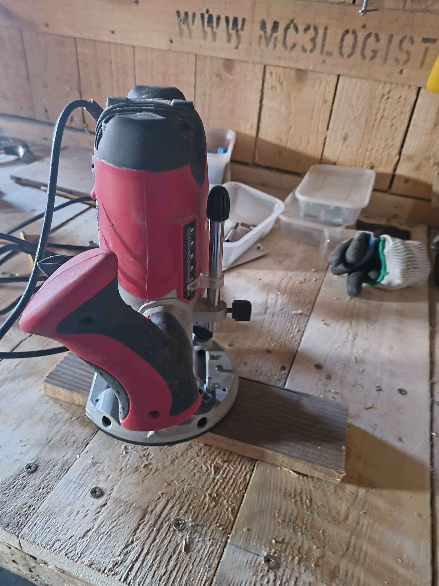 Einhell router