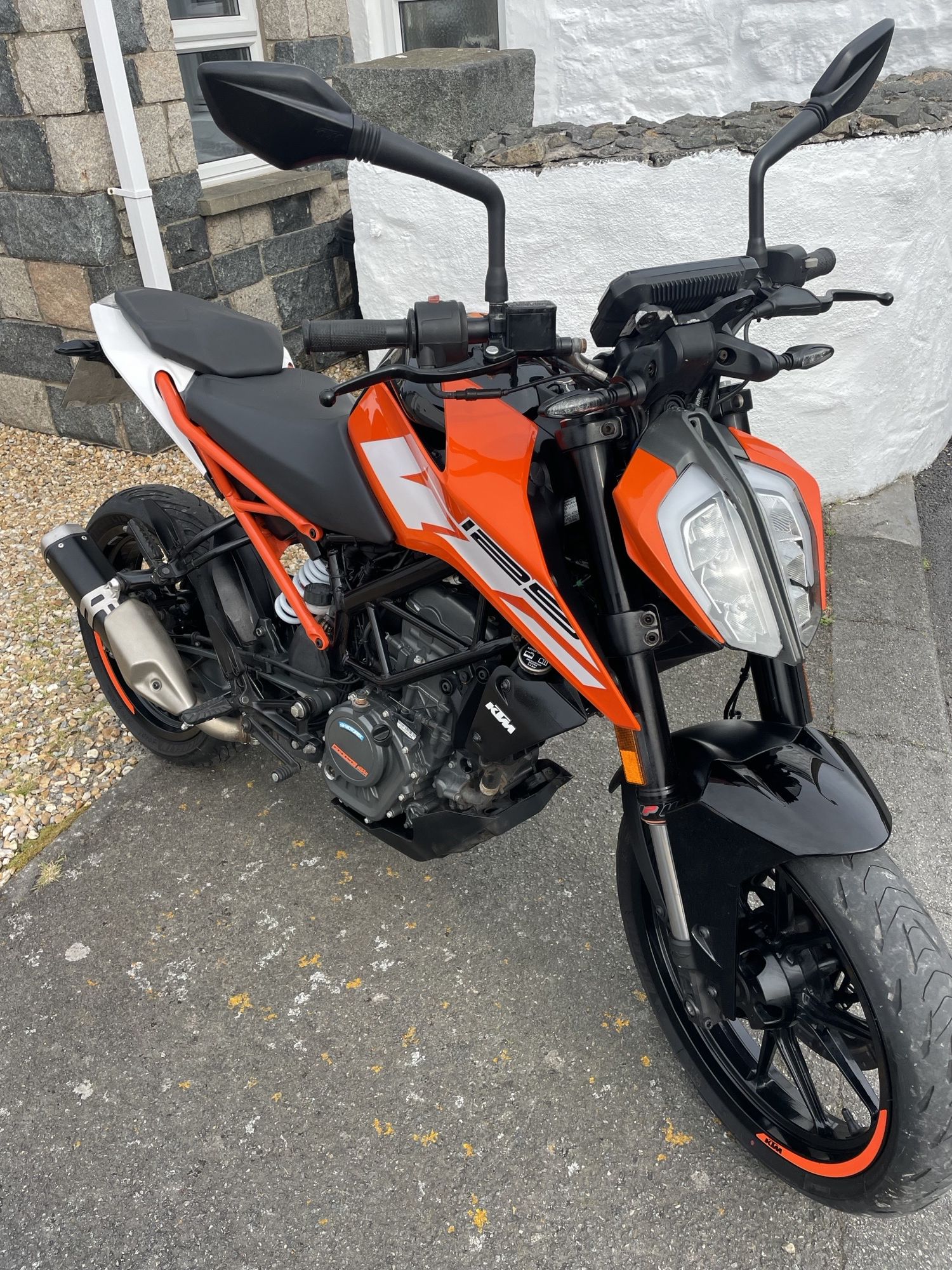 KTM Duke 125