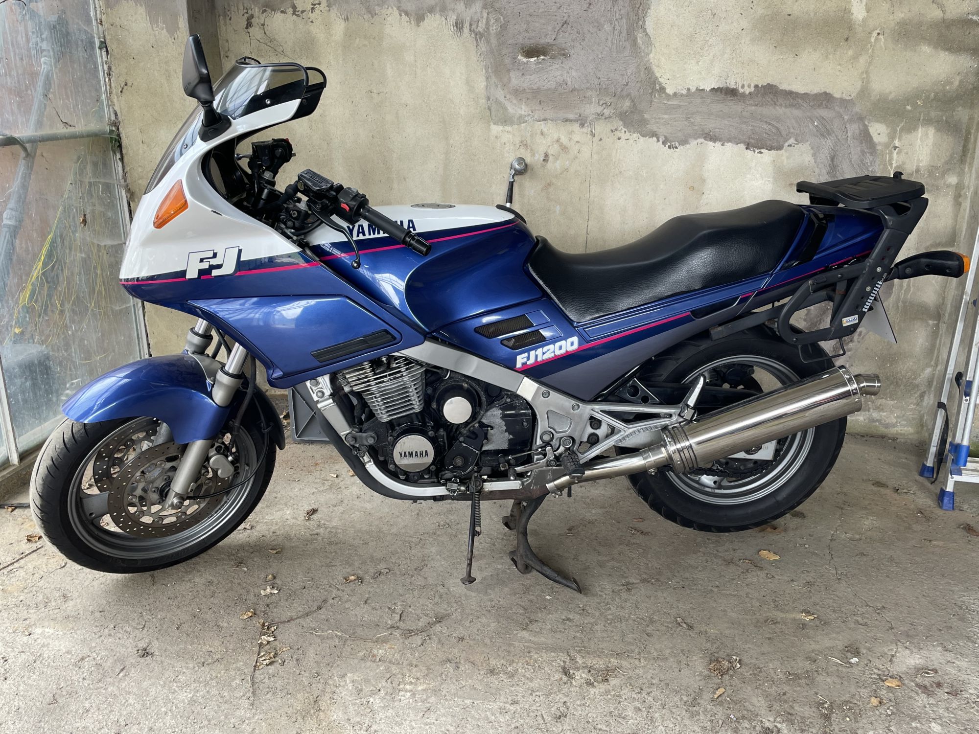 1991 Yamaha FJ1200 Motorcycle