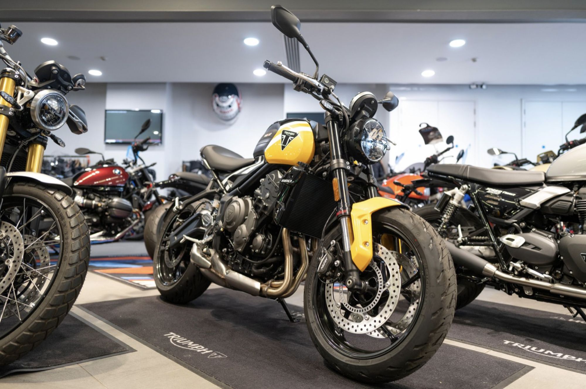ALL-NEW Triumph, Trident 660