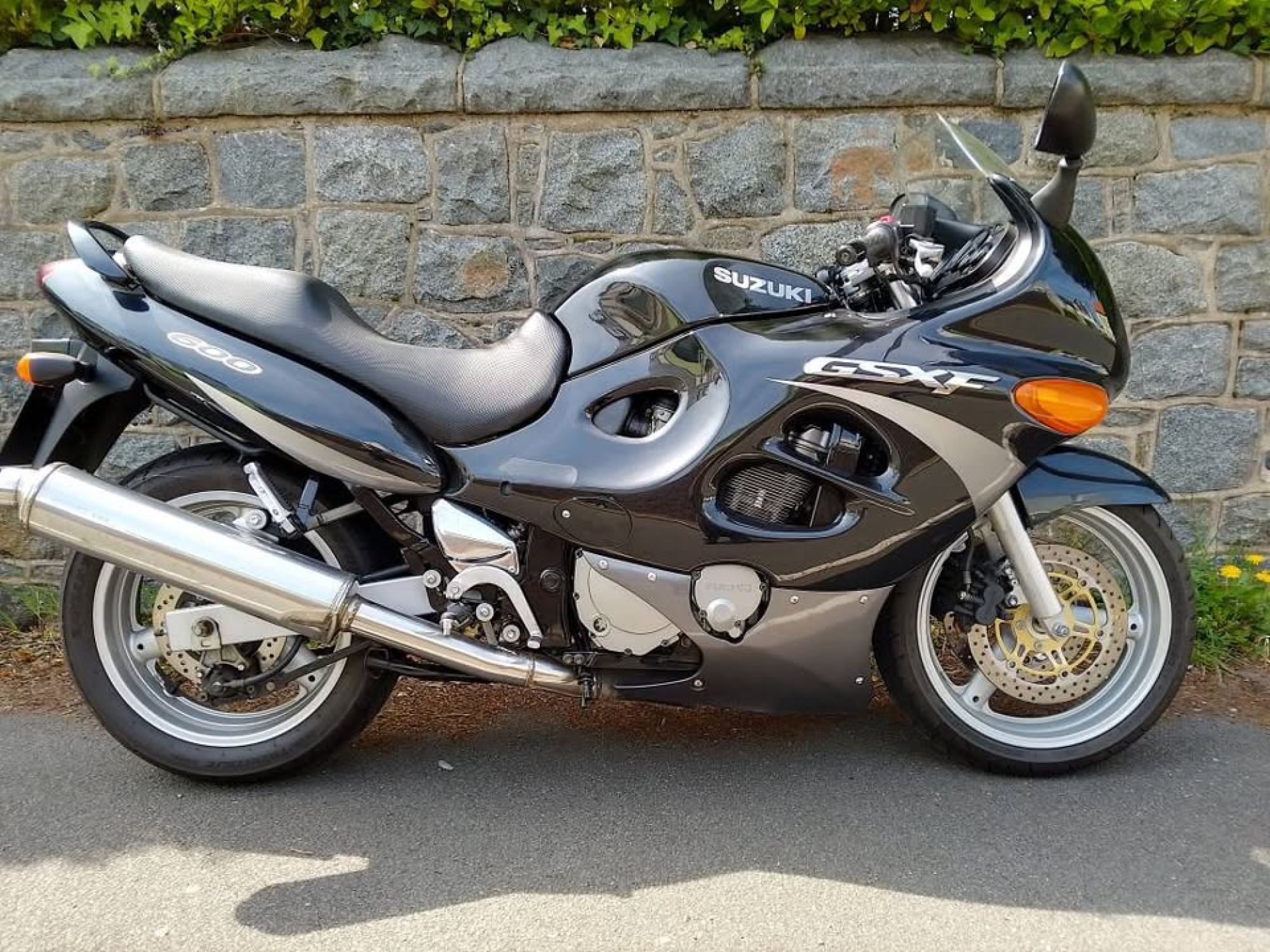 Suzuki GSX600F