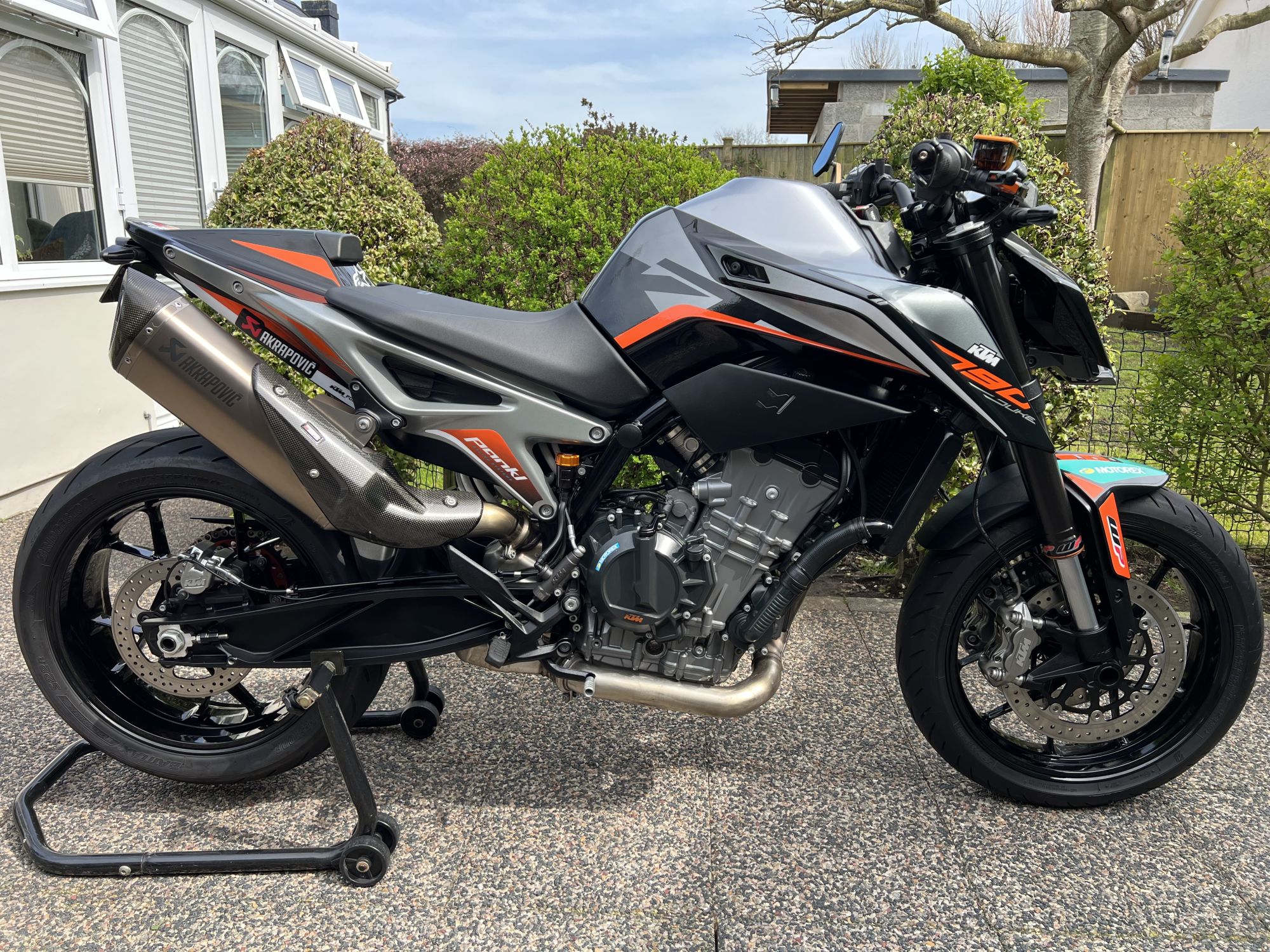 KTM 790 Duke. 3000 dry miles.