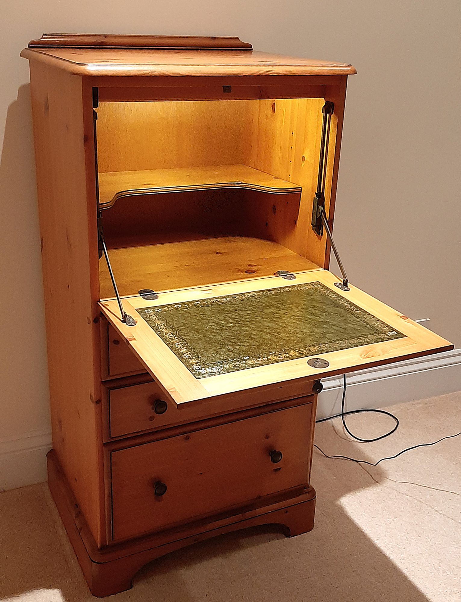 Pine Writing Desk / Cabinet