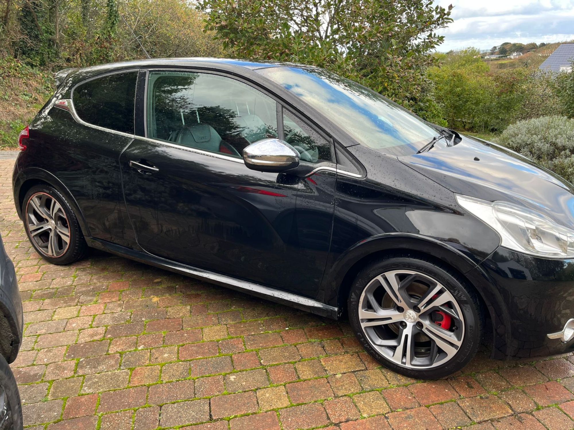 Peugeot 208 GTi