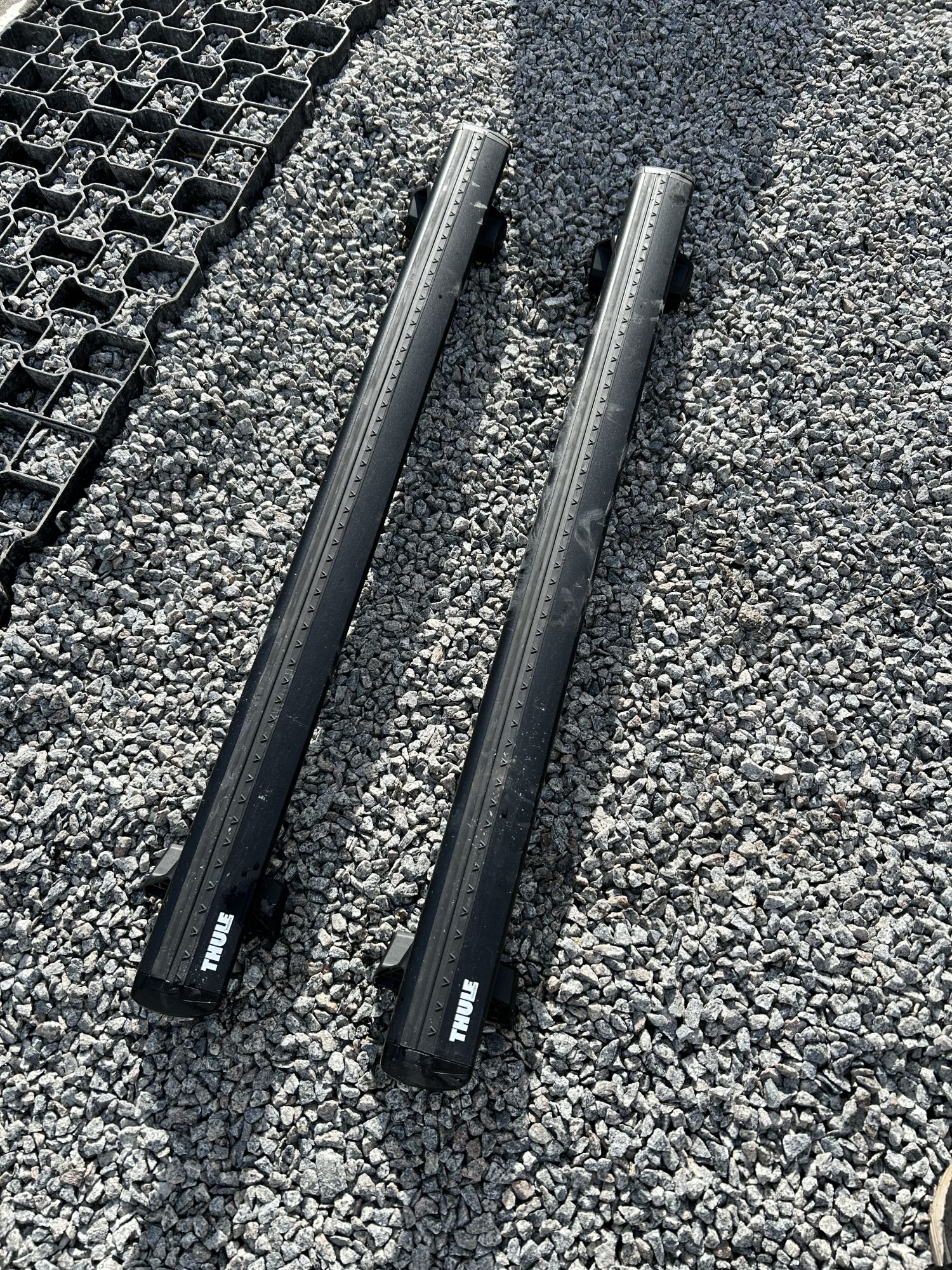 Thule roof bars