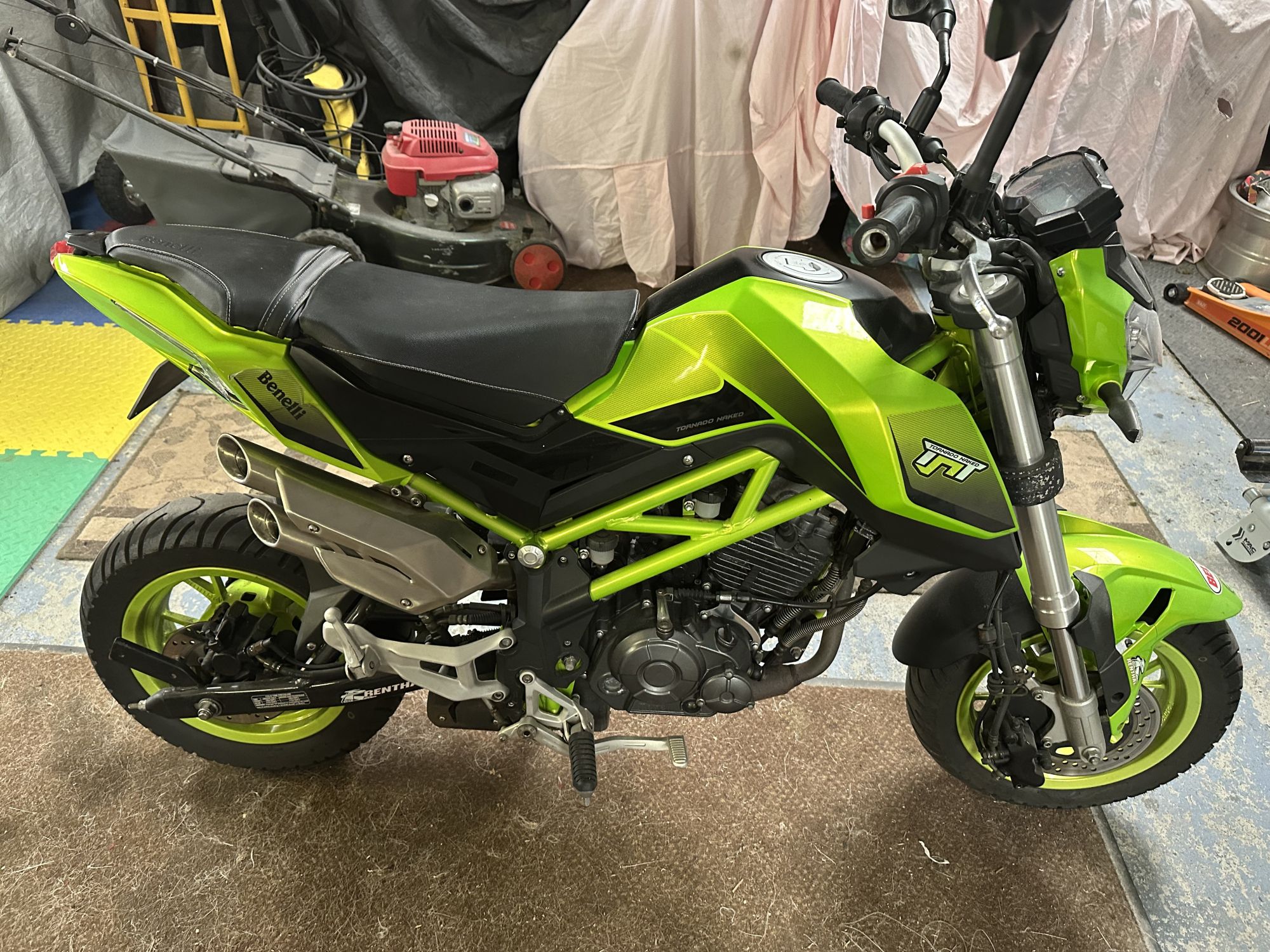 Benelli 125 TT