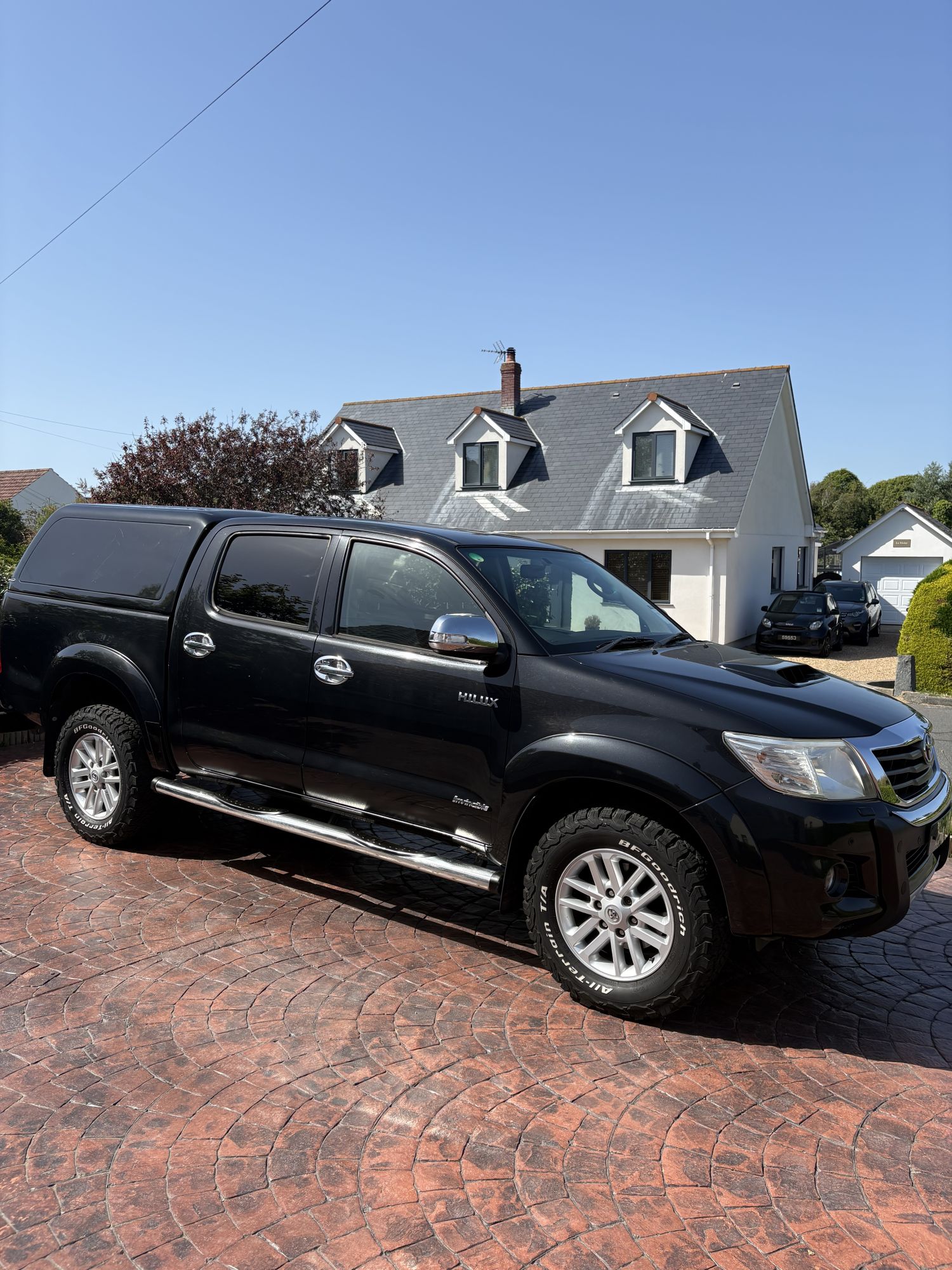 Toyota Hilux Invincible