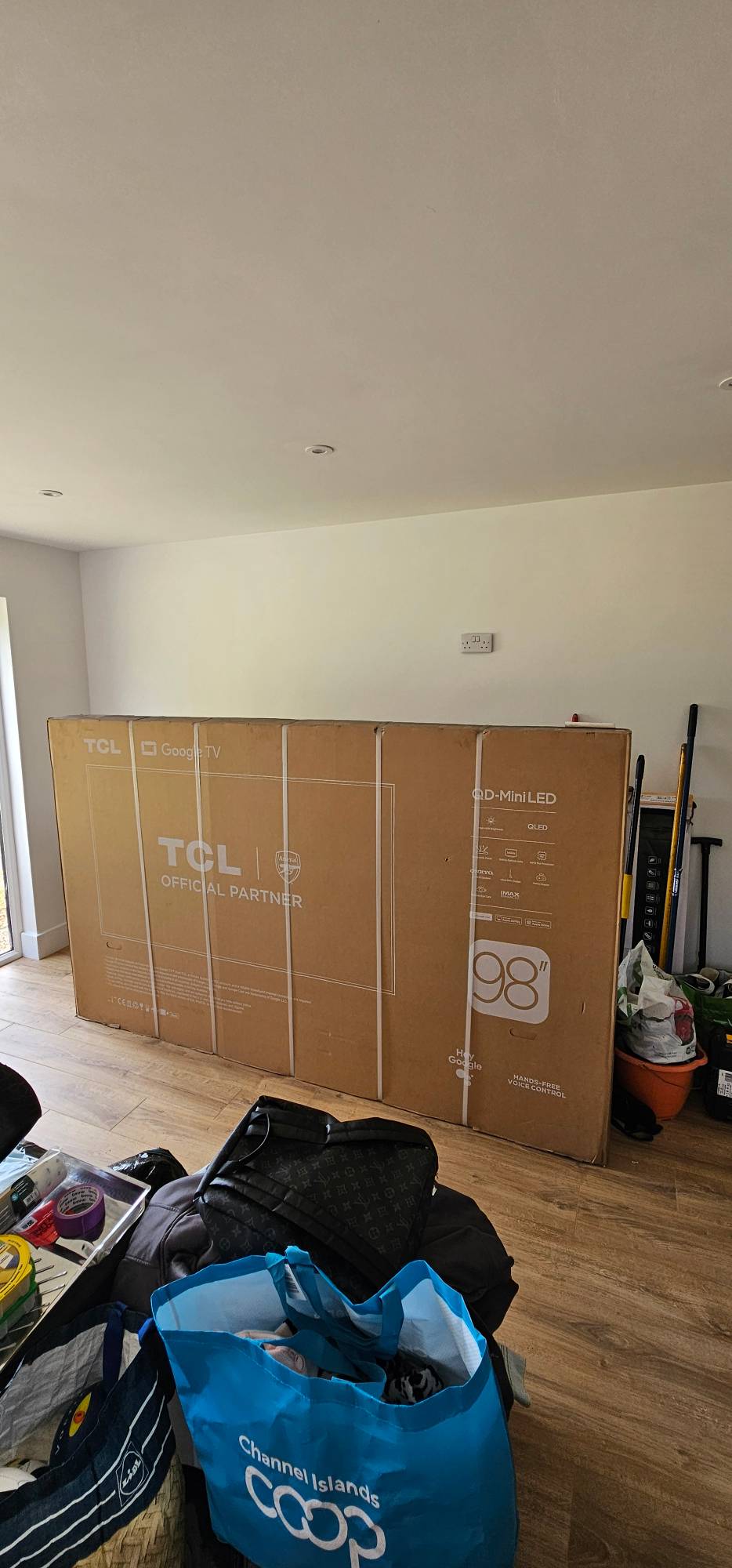 TCL 98C6K Mini Led 98 Inch TV Brand New