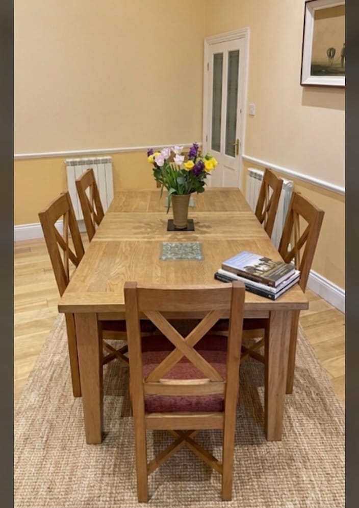 Dining table, 6 chairs