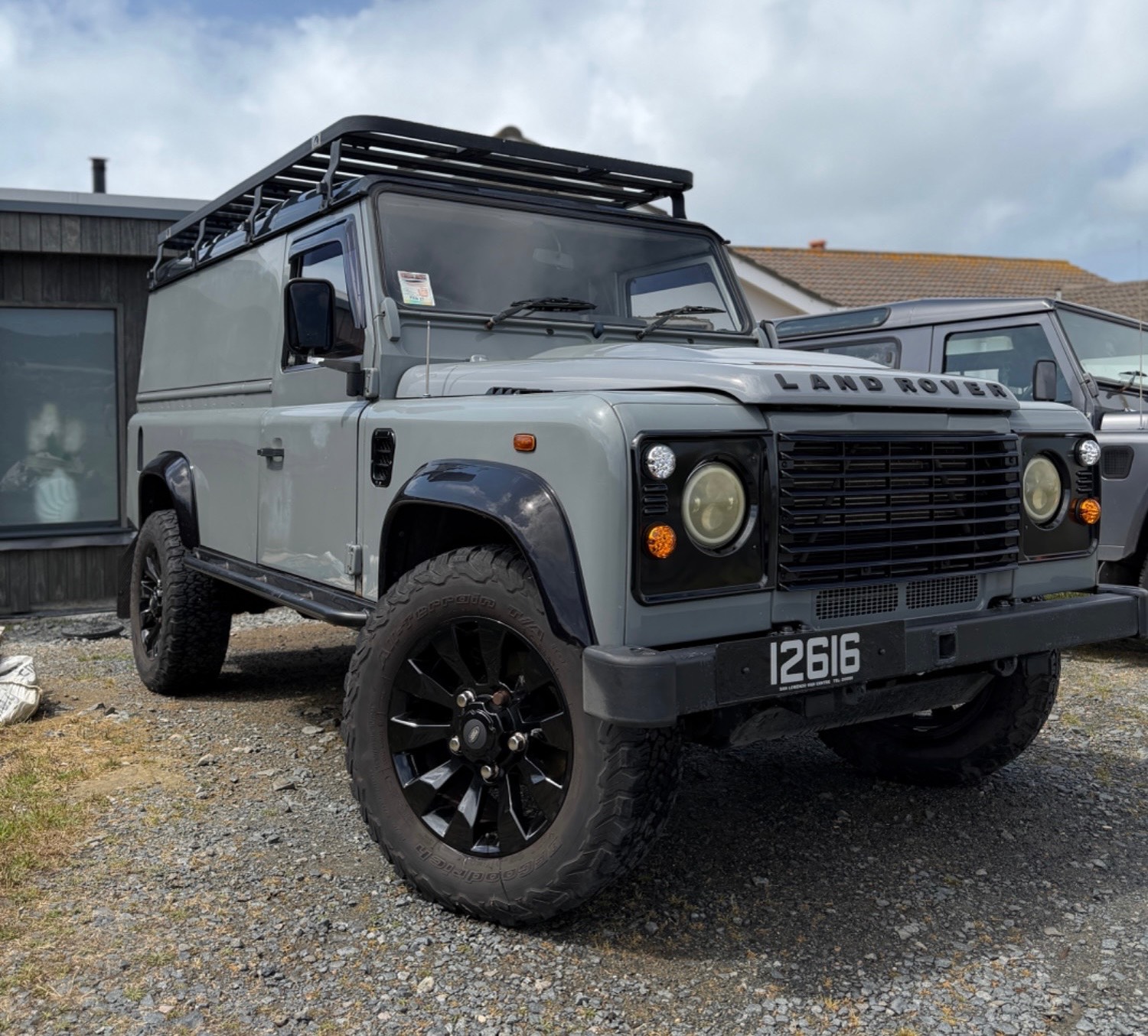 Land Rover Defender