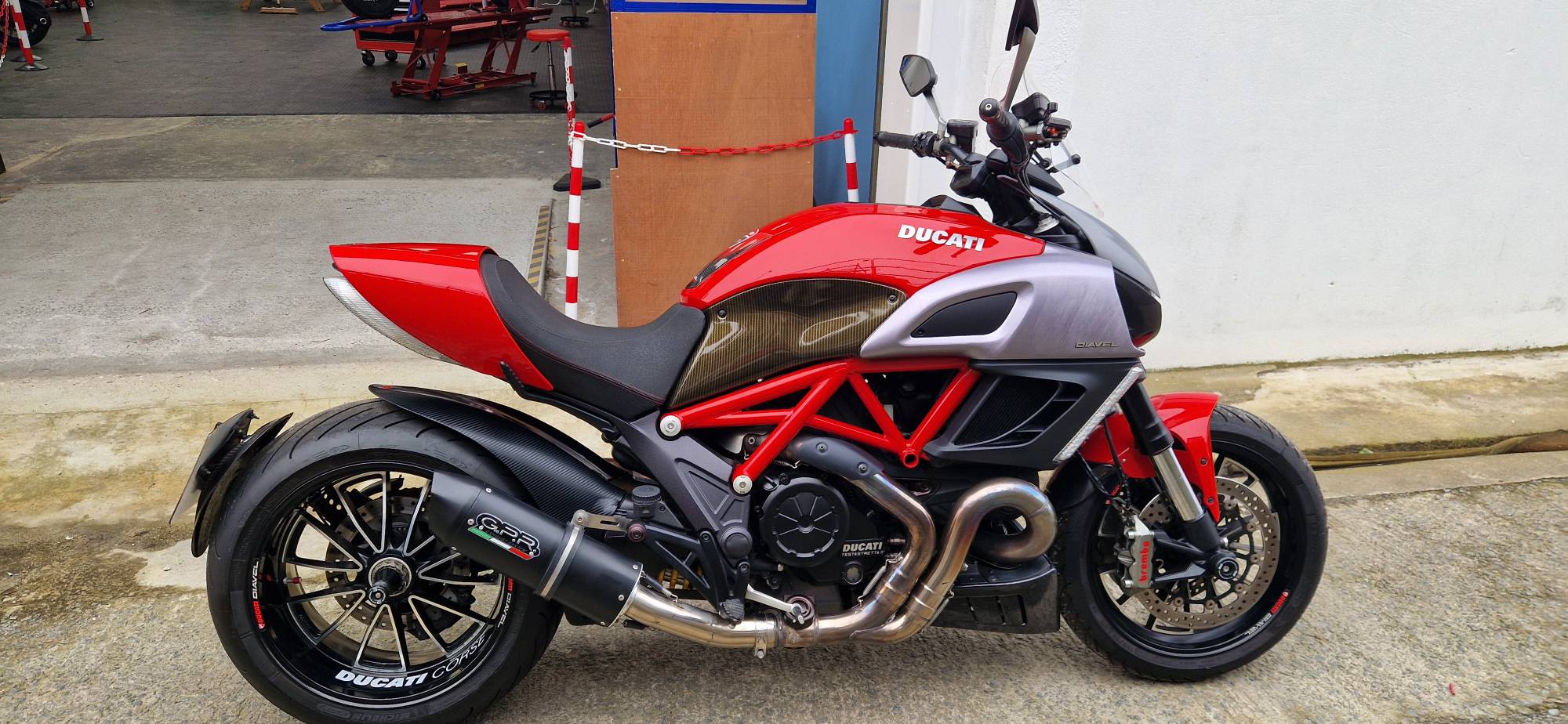 Ducati Diavel 1200