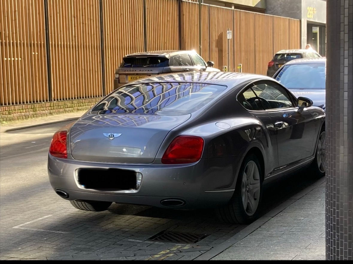 Bentley GT