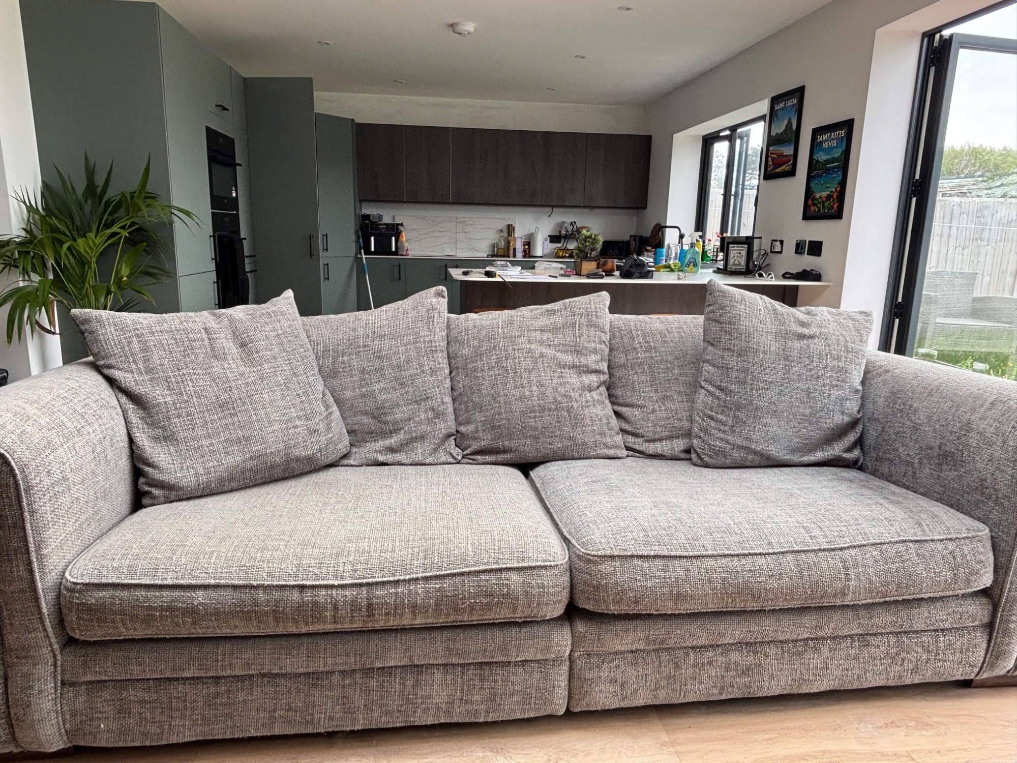 Large Sofa (4/5 Seater) & Snuggler (2 Seater) – £400