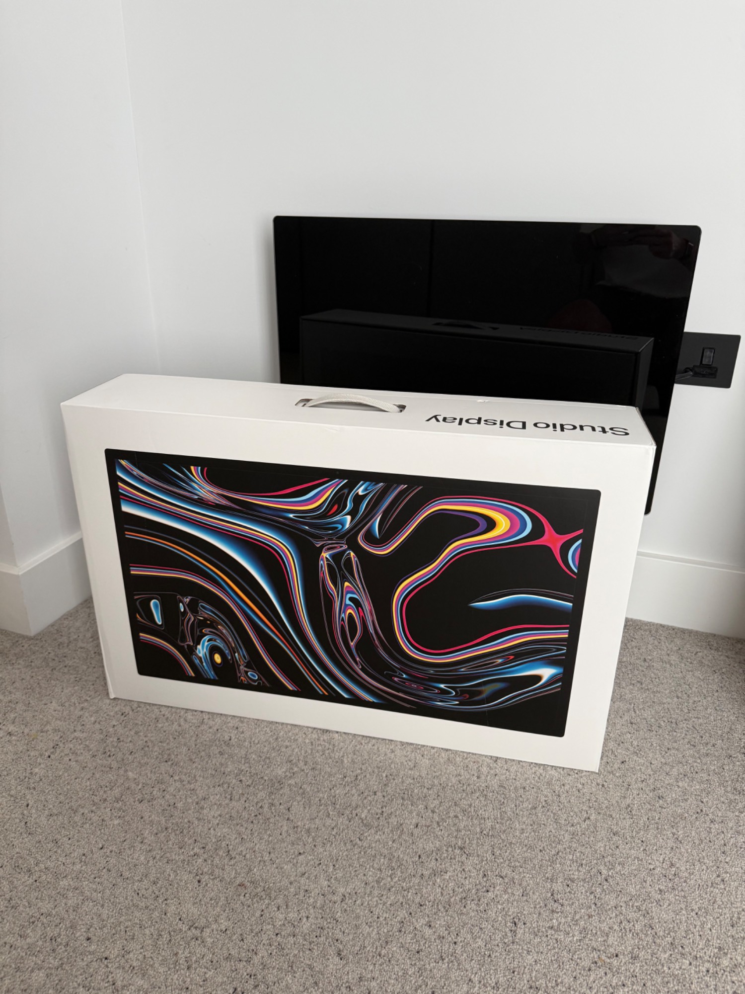 Apple Studio Display A2525 for sale