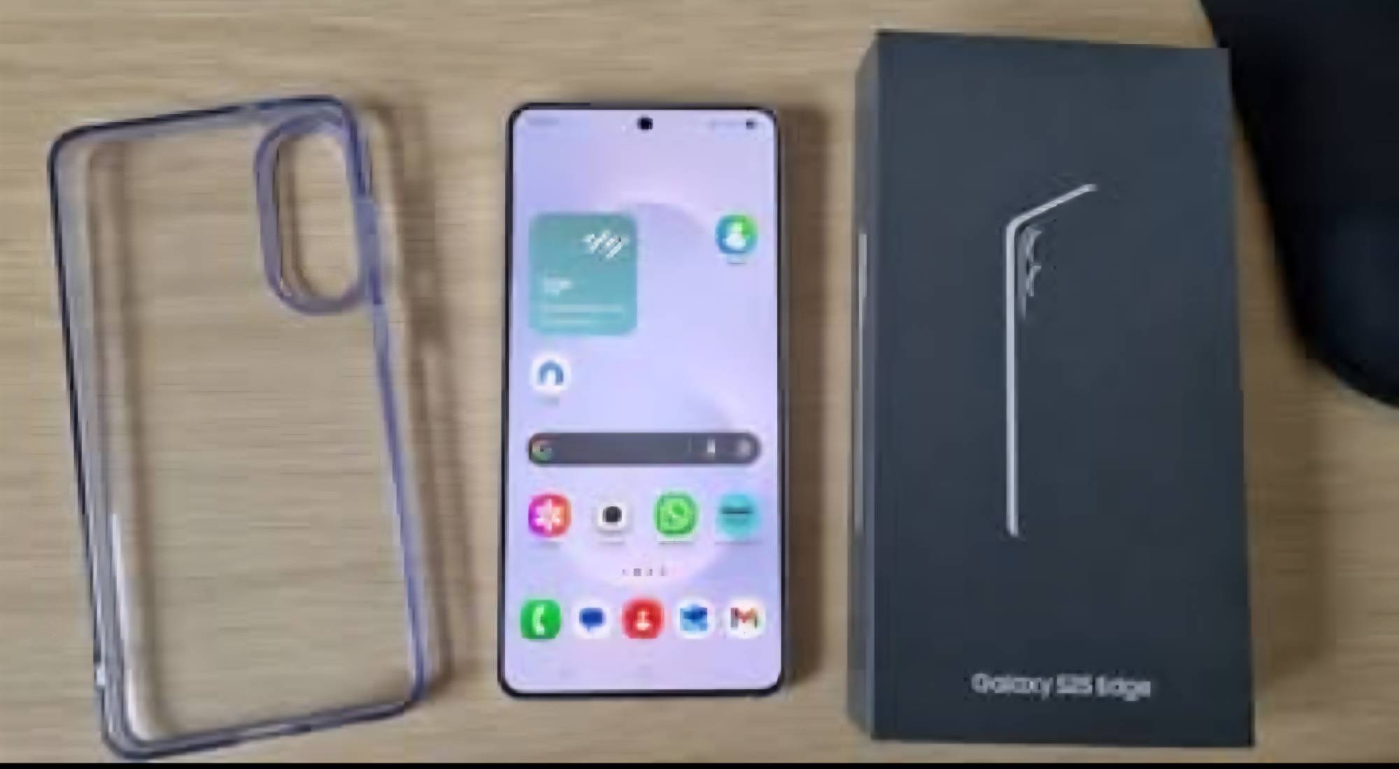 Samsung S25 phone