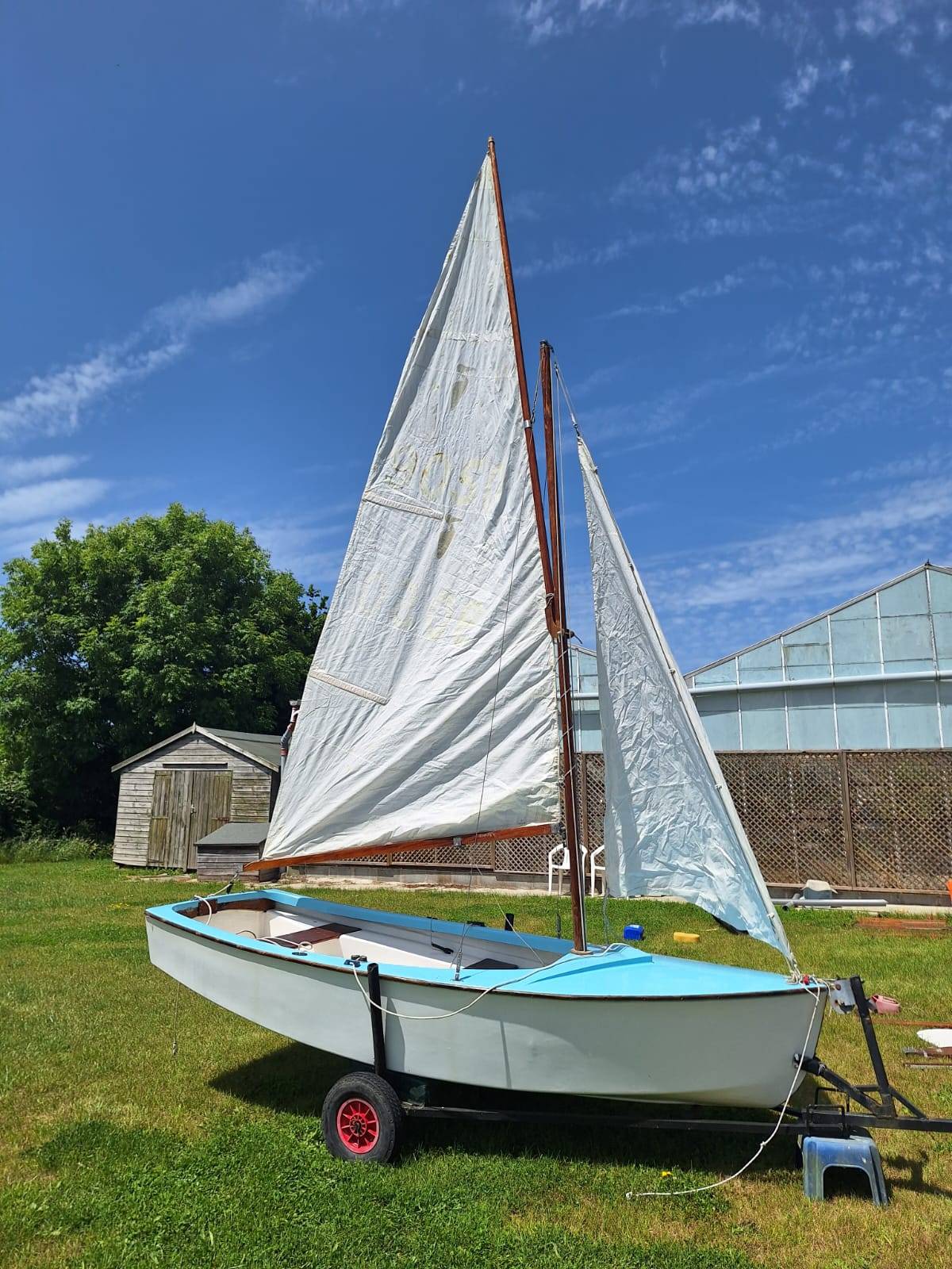 Classic HERON sailing dingy