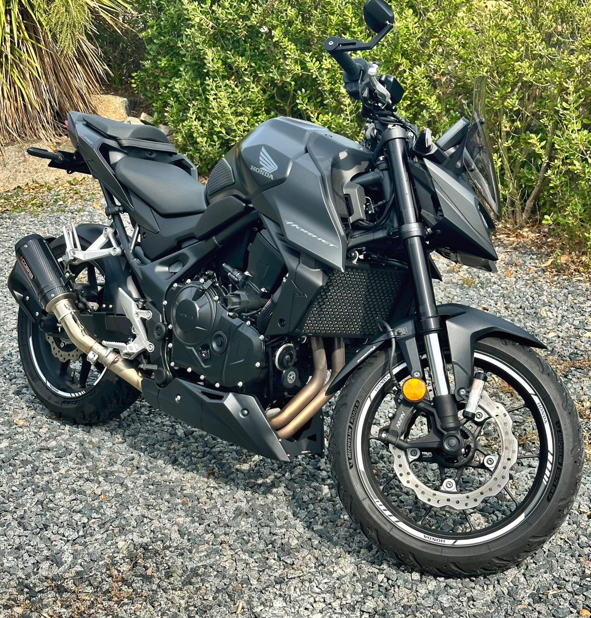Honda CB750 Hornet – Late 2025 – 1,418 miles