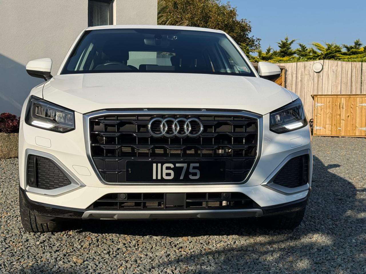 Audi Q2 sport Ibis White