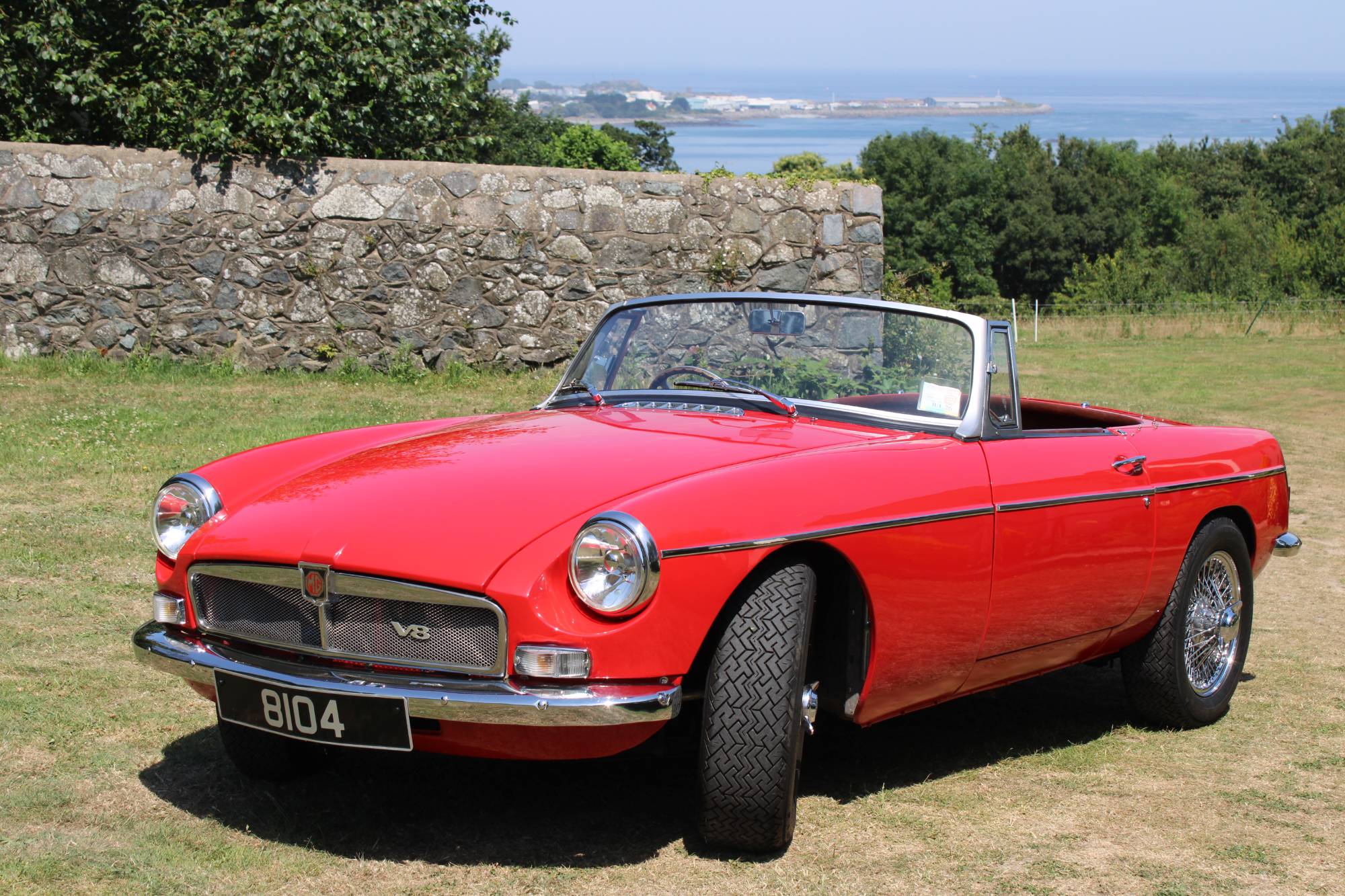 MG V8 Roadster