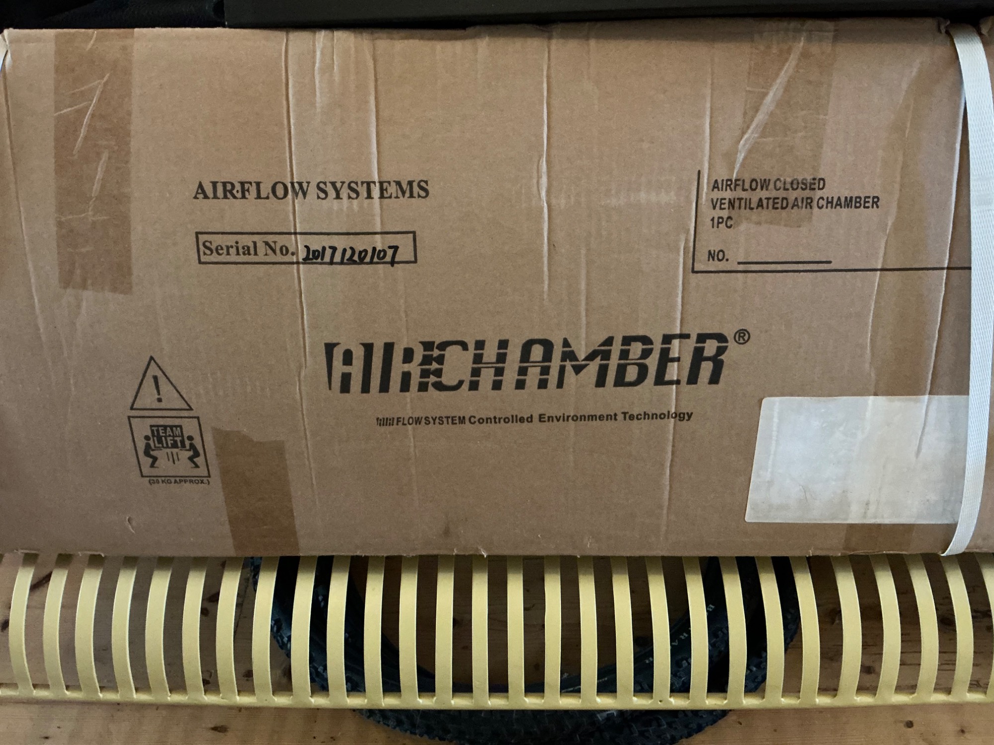 Car air chamber