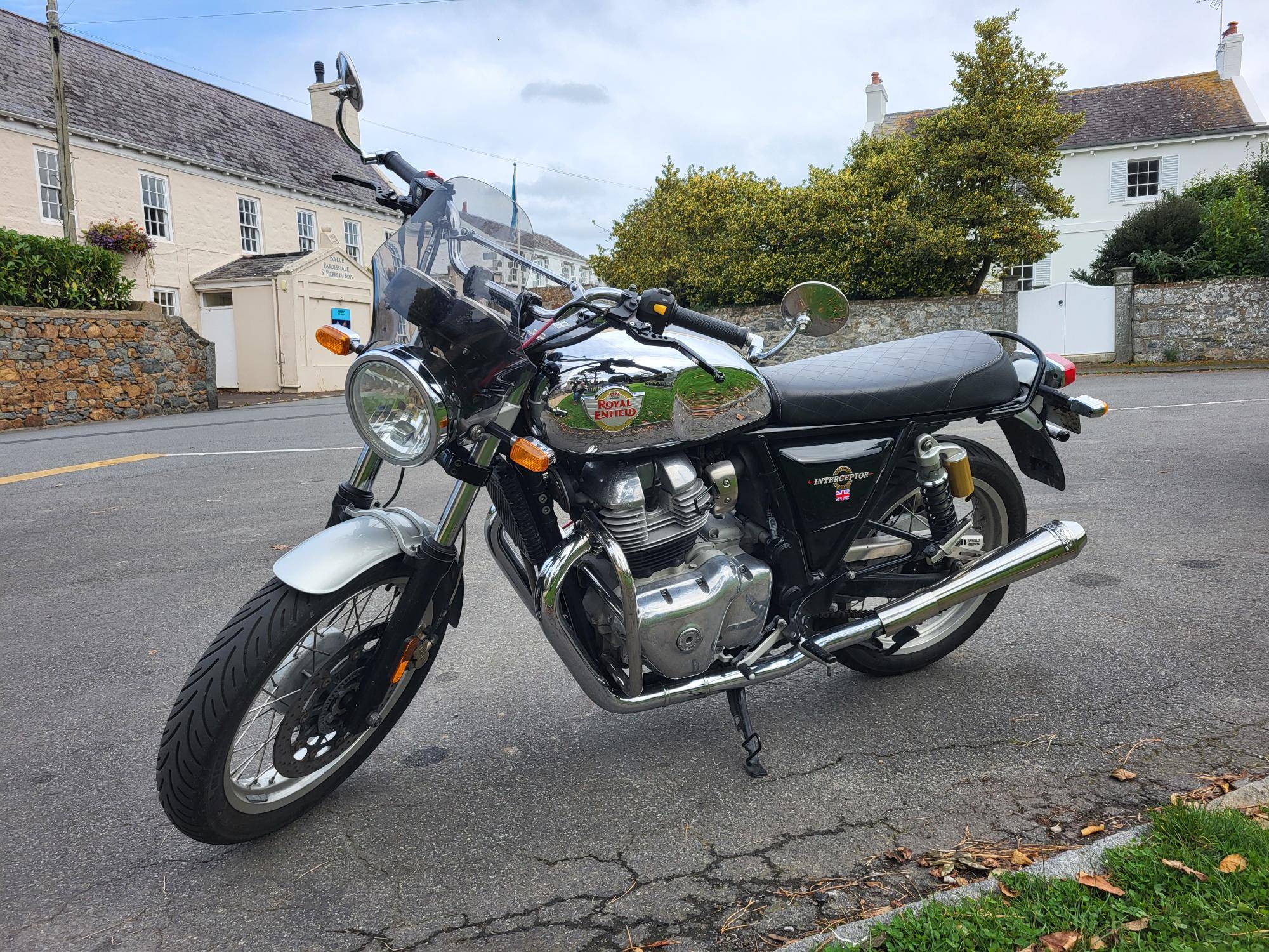 2021 Royal Enfield Interceptor