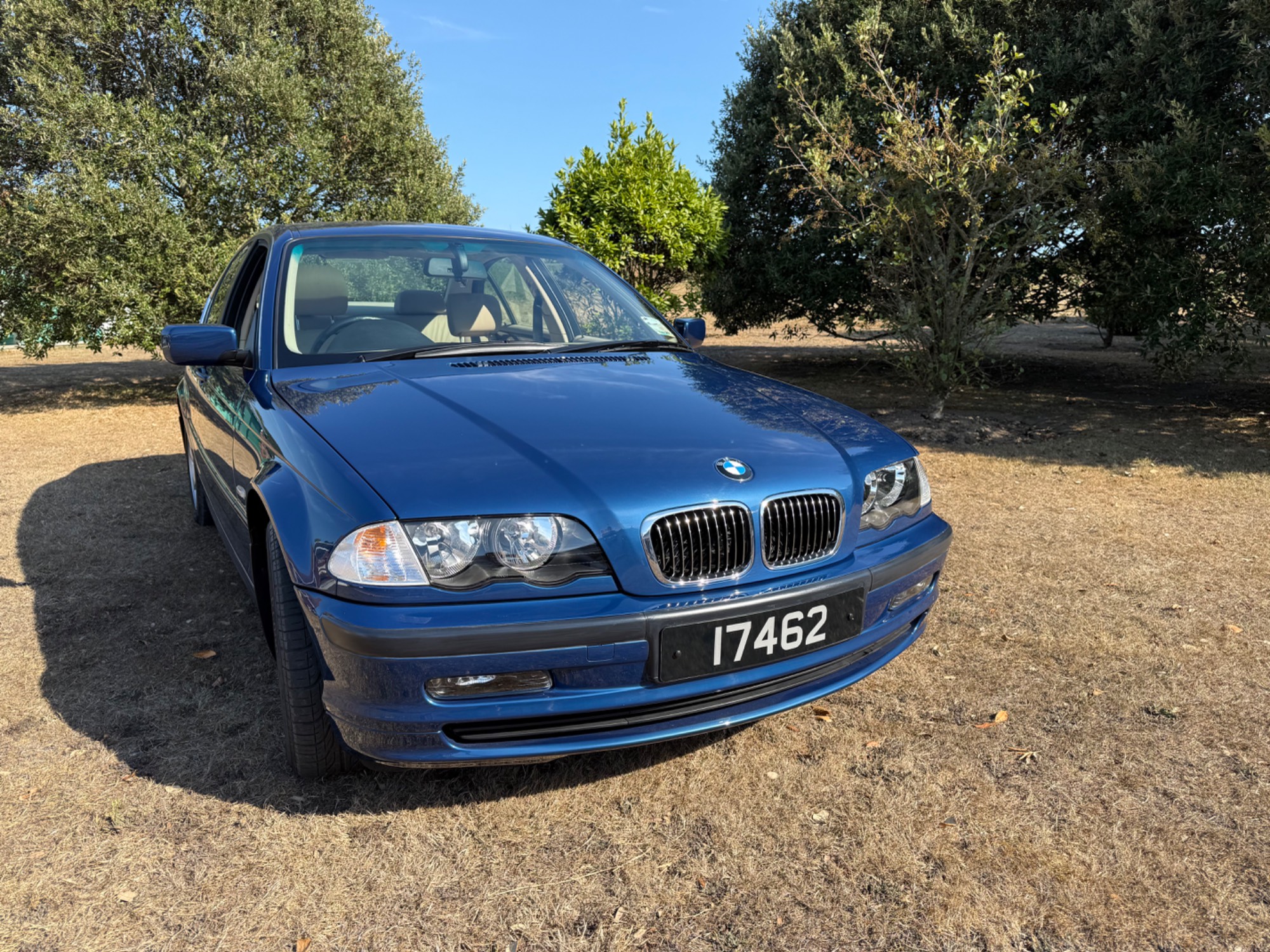 BMW 325i