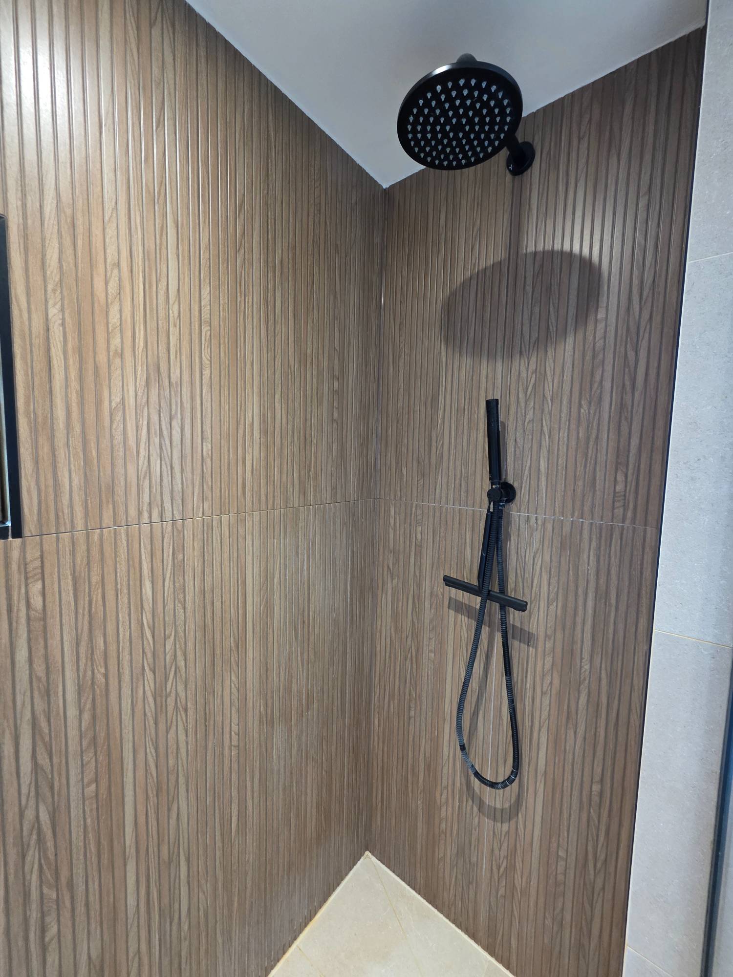 Porcelain wood effect tiles