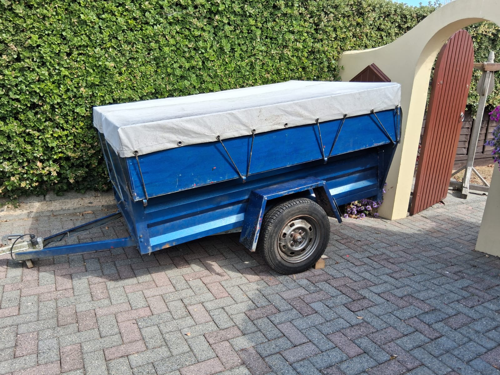 Trailer