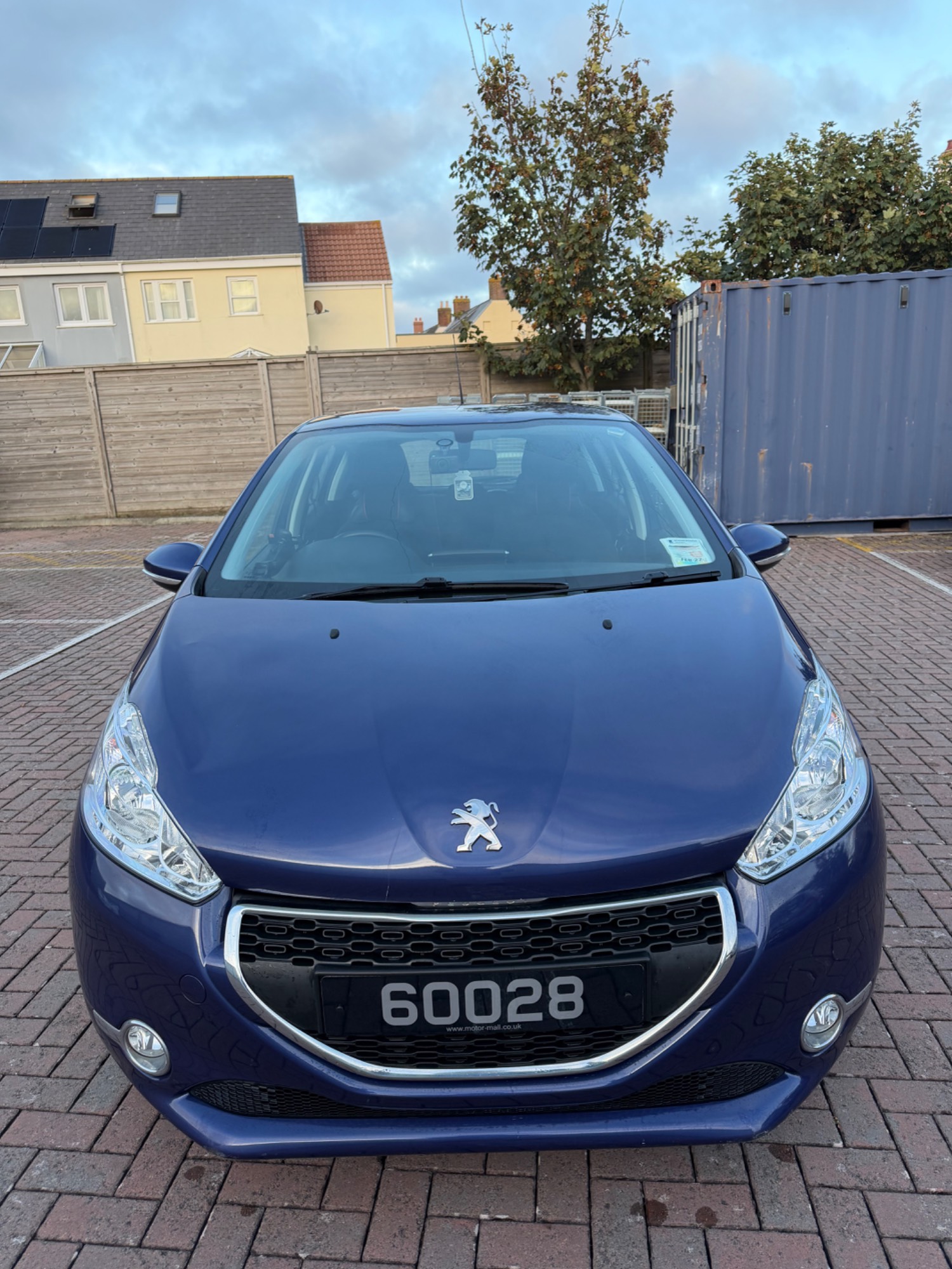 Peugeot 208 Active 1.2 VTi – 2014 – LOW MILEAGE