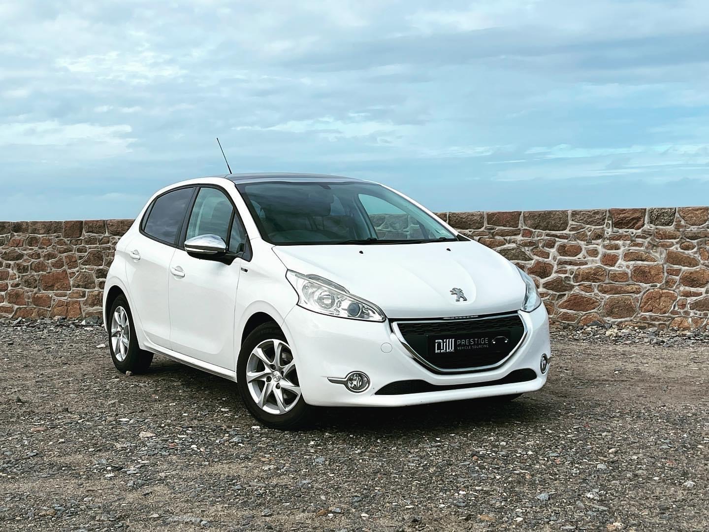Peugeot 208 VTI Style 2014