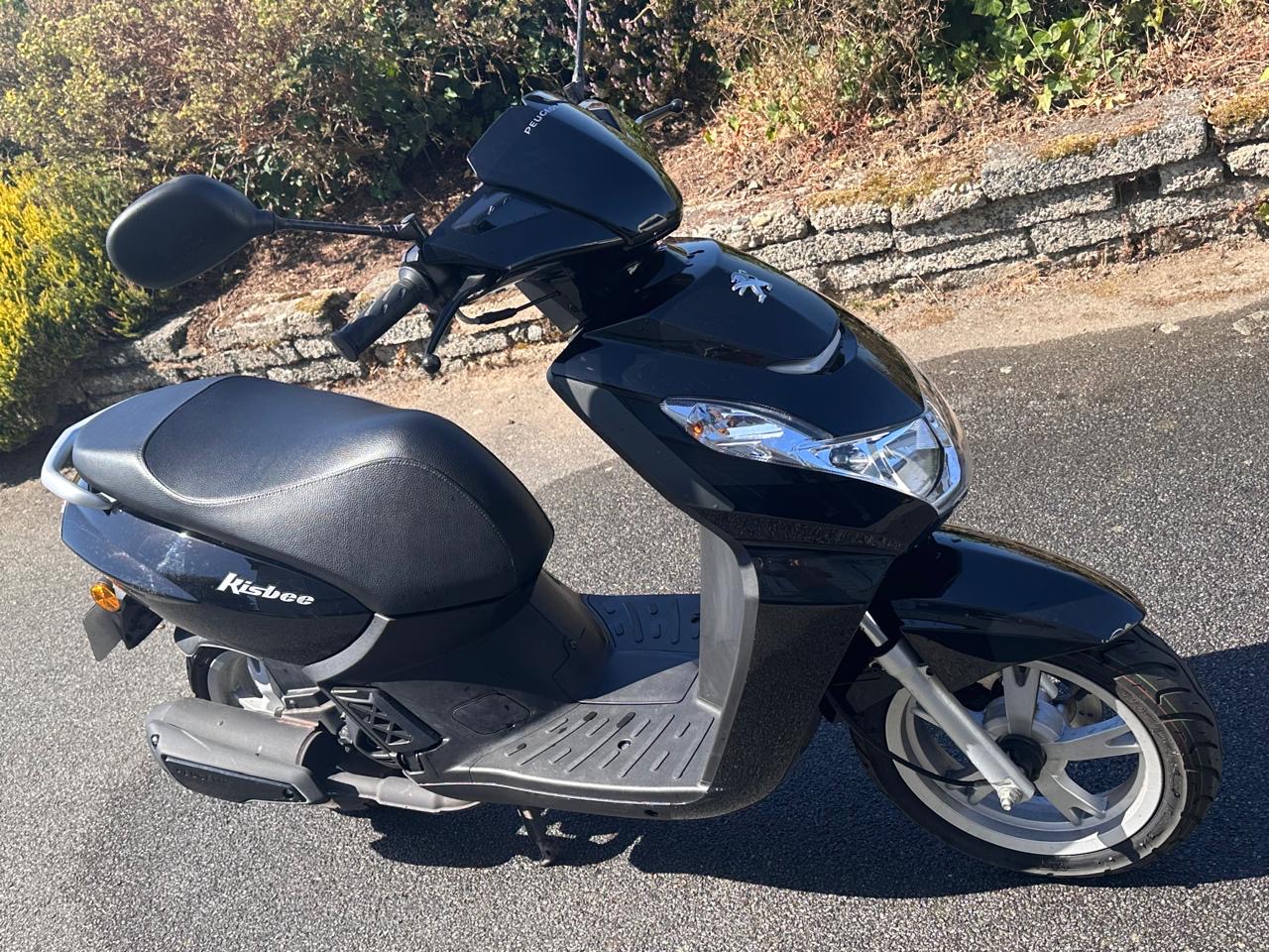 Peugeot Kisbee scooter